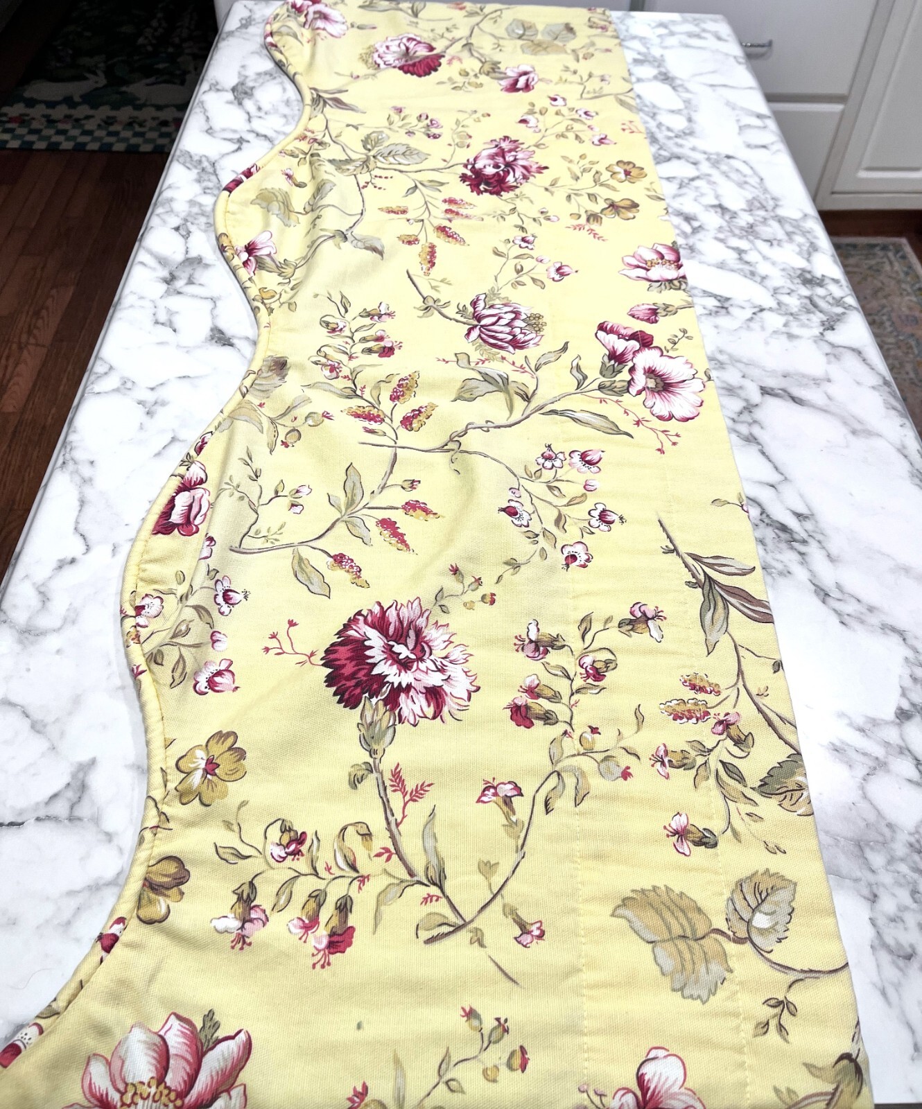 Ellis Curtain Scalloped Valance Buttercream Yellow Pink & Red Flowers 69″