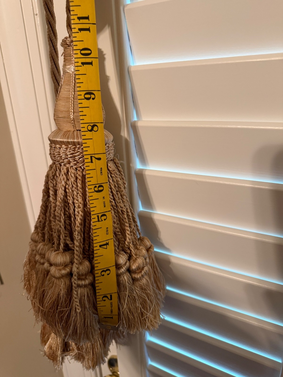 LOT of 2 36″ long Taupe/Cream Tassel Fringe Curtain Tie Backs