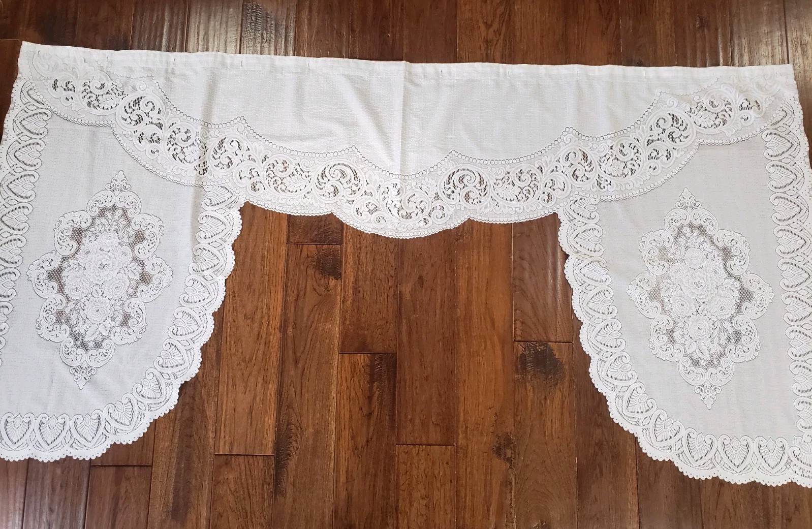 VTG JC Penney Filet Lace Curtain Valance Scalloped Cottage Farmhouse 70″ USA