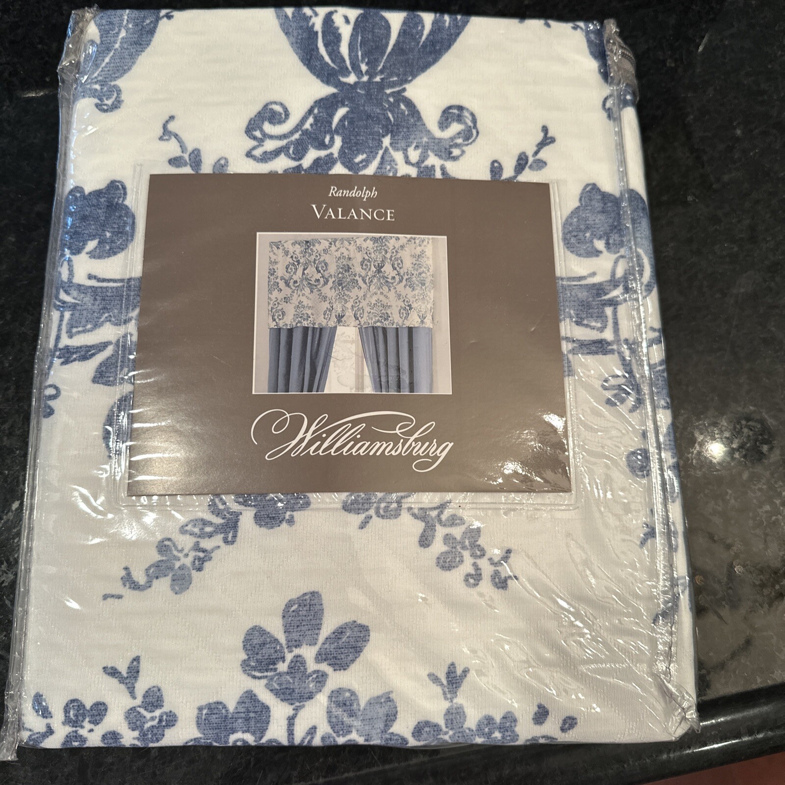 Williamsburg Randolph Valance Blue White NWT