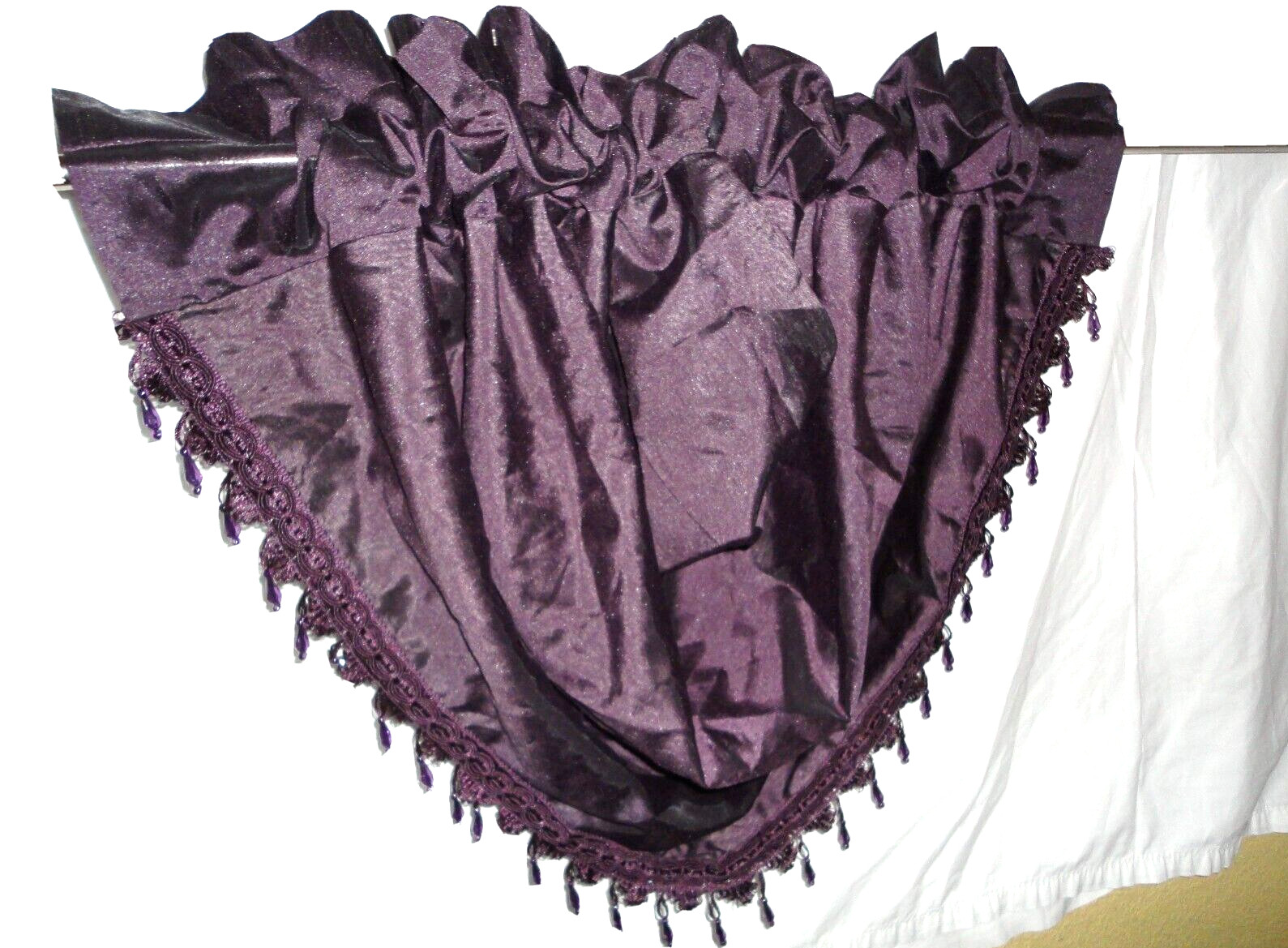 CHRIS MADDEN MYSTIQUE PURPLE/DARK AMETHYST BEADED (1) VALANCE 58 W X 35 L