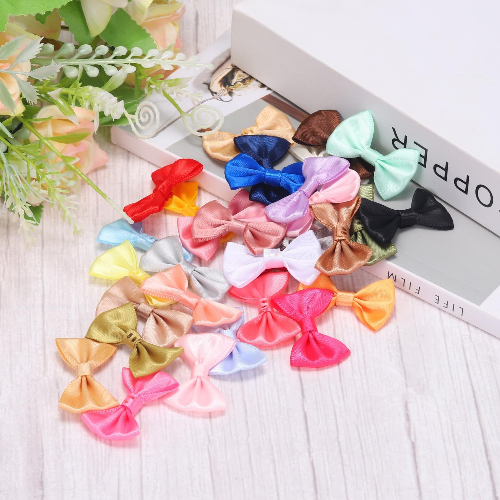 30pcs Gold Bow Ties 1.5×1 Mini Bowknot for Crafting Little Satin Bows Bulk