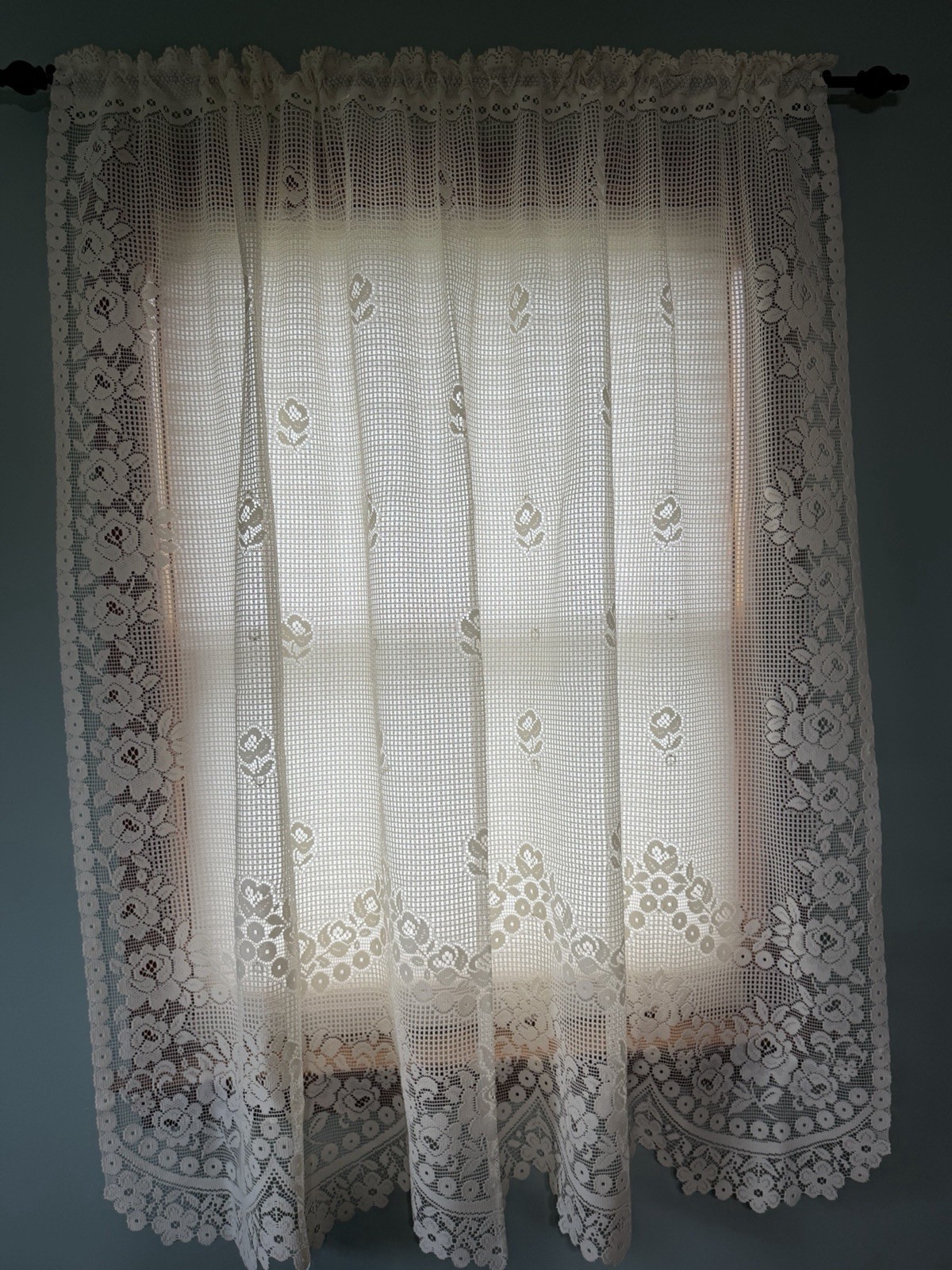 Heritage Lace Curtain Tier/Balloon Ivory, Ecru 60” X 62” New American Beauty