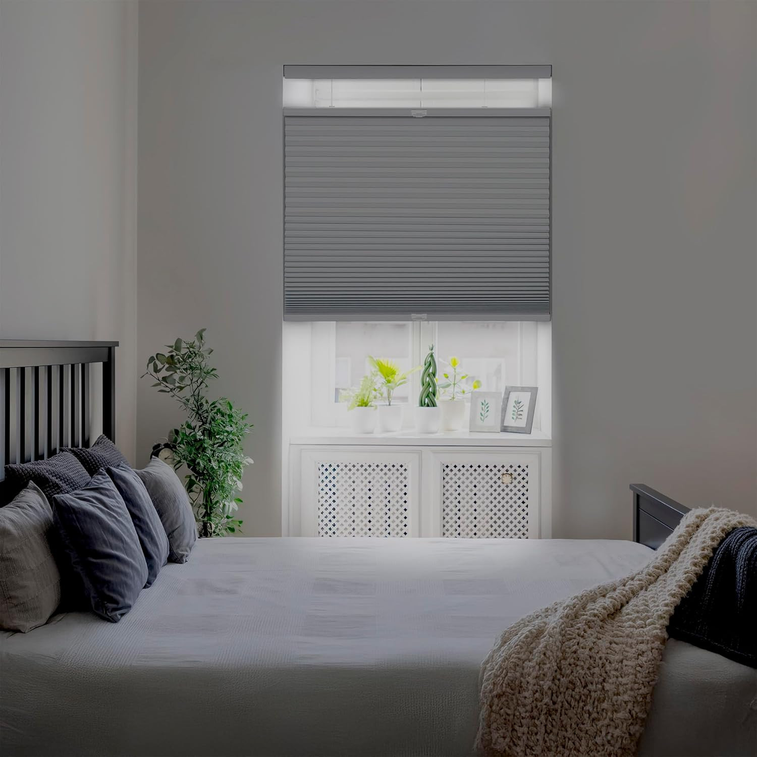 30″x60″ Cordless Blackout Cellular Shade, Gray Cloud