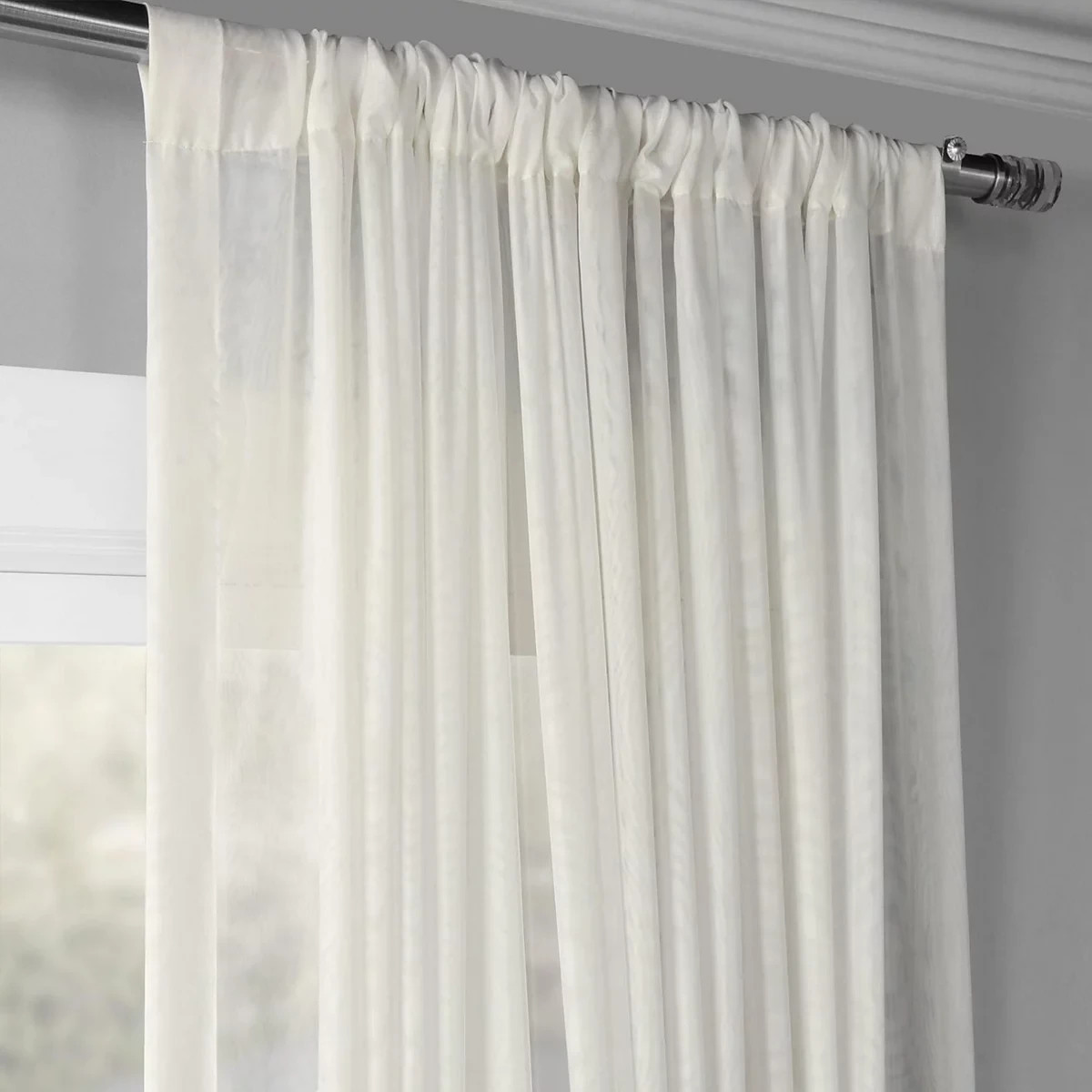 Exclusive Fabrics & Furnishings Signature Extra Wide Sheer 100″ x 120″ , Natural