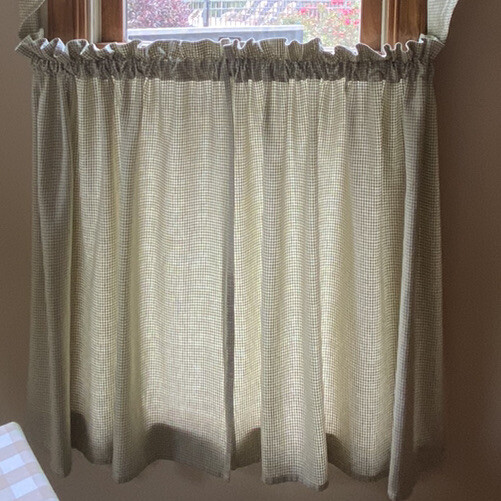 Park Designs Mason Jar Tiers Panels 36″ x 72″ Set – Thyme Green & Ivory Gingham