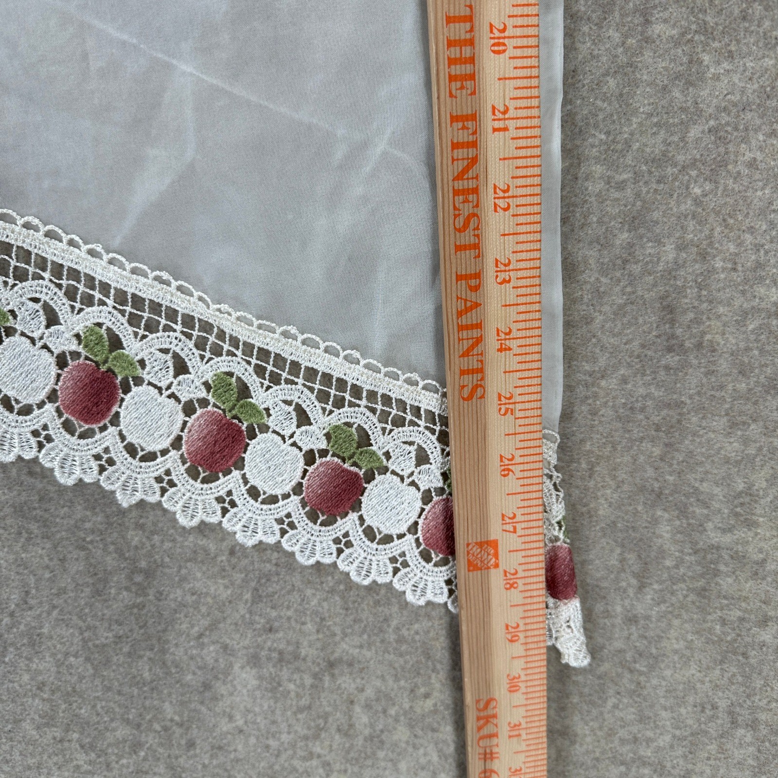VTG Sheer White Window Swag Curtains with Apple Embroidered Lace Trim Set of 2
