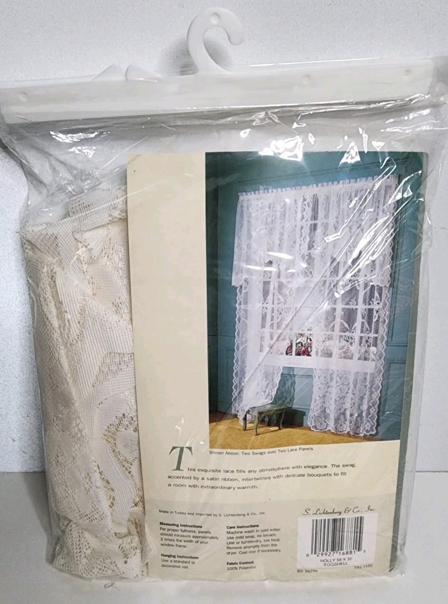 Vintage RIBBON BOUQUET «HOLLY» One Swag 58×32 Eggshell NEW in PKG!