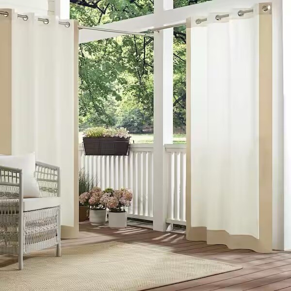 Waverly Sun n Shade Hampton Border Indoor/Outdoor Grommet 50 in. W x 108 in. L