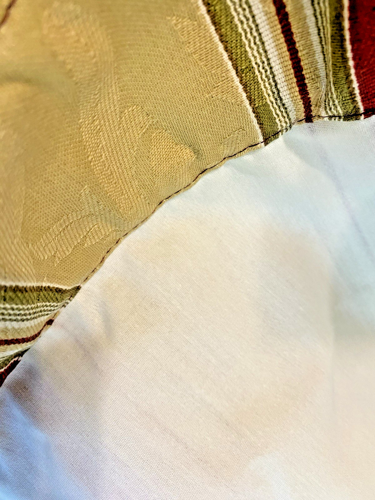 Waverly “CAPULET” Ascot Valances~2 Red Gold Multi Color Stripe~Lined/Tassel