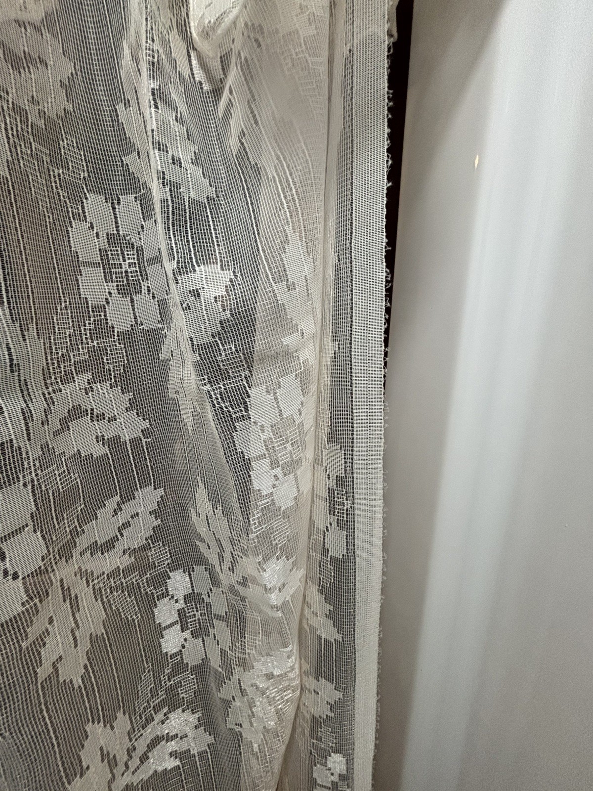 Vtg Ivory Floral Lace Curtain Ruffled Edges Attached Valance 58×84 Cottage Core