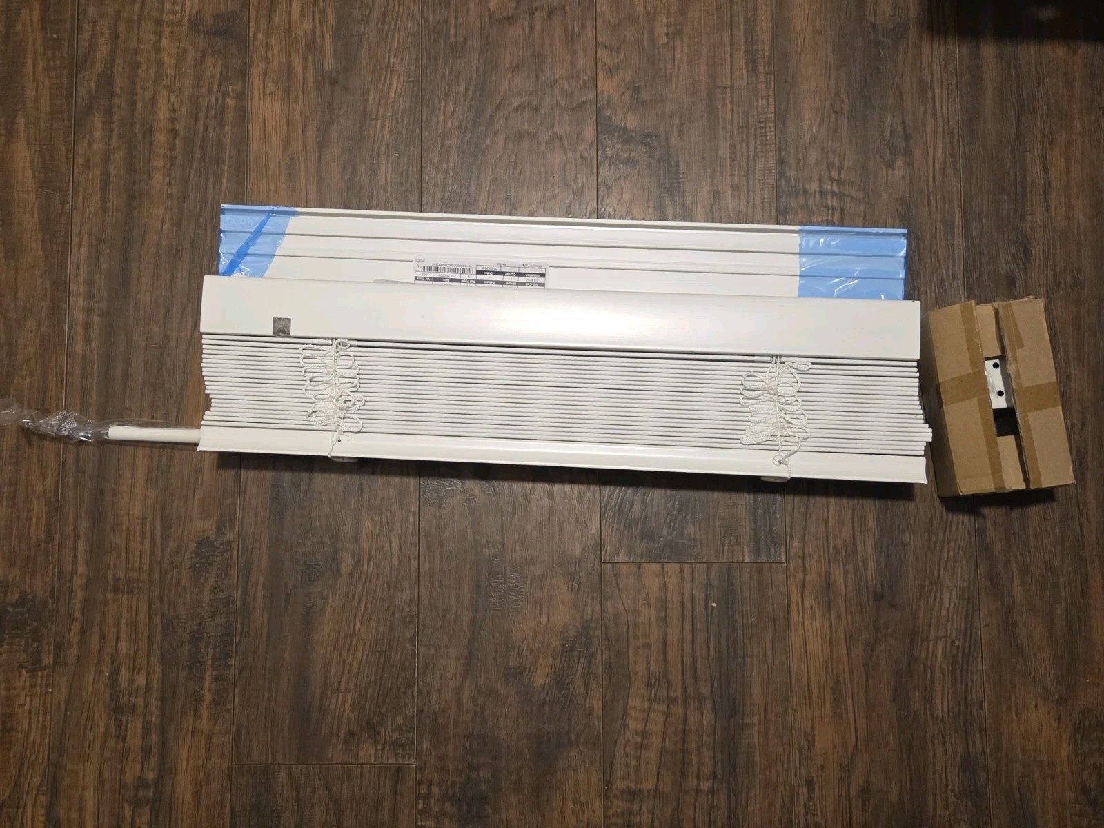 Levolor 20×36 Cordless Classic 2 inch Faux Wood Blinds