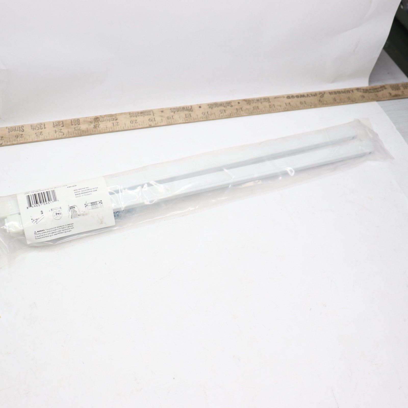 (1-Pk) Rod Desyne Flat Sash Rod Alloy Steel White 20″ – 36″ KSH-2036