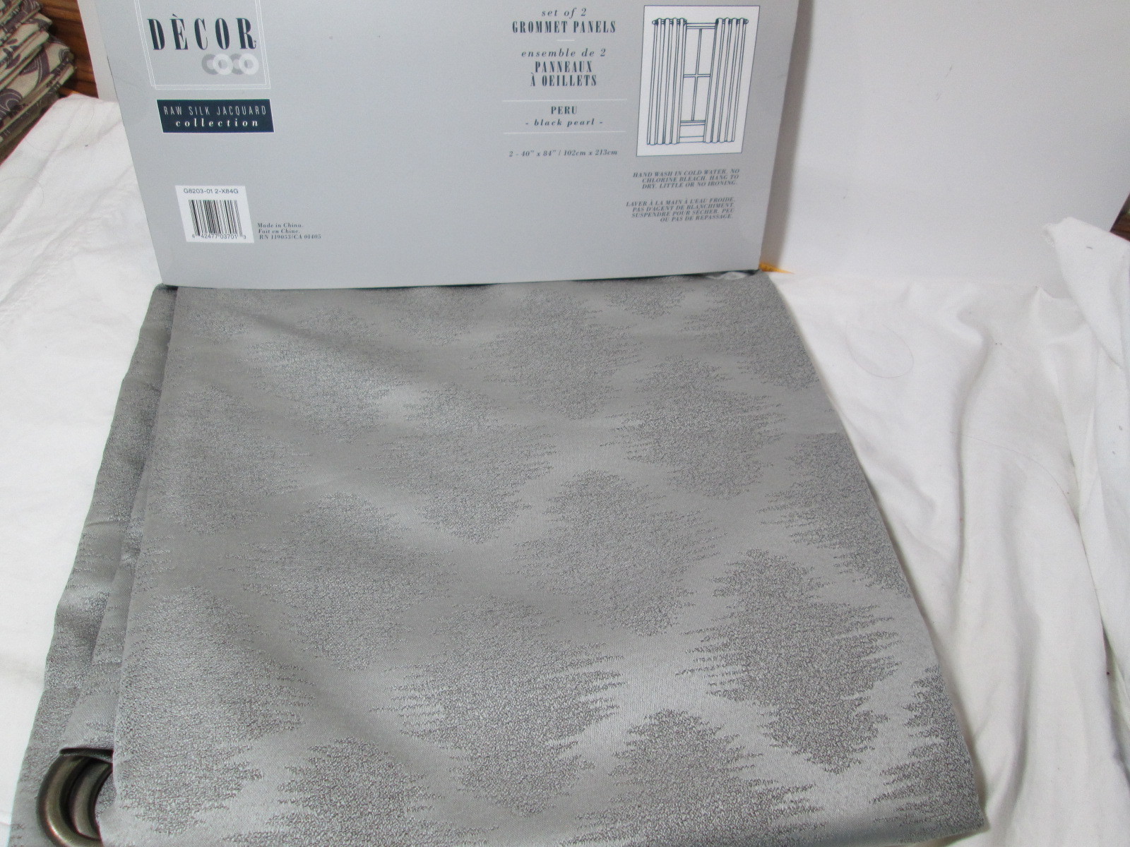 Decor Raw Silk Jacquard Collection PERU Black Pearl Grommet Panels 2(40×84) Gray