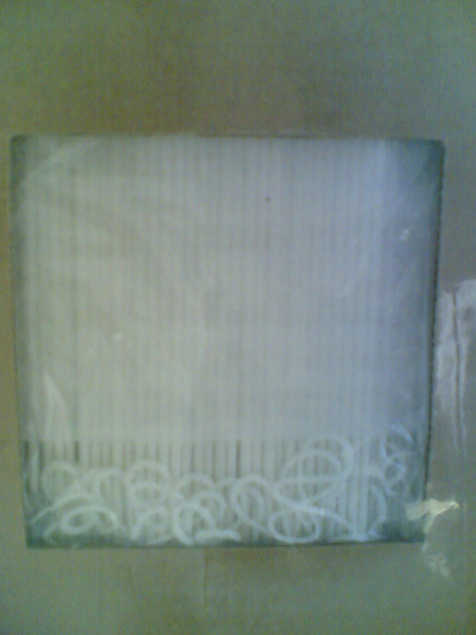 NIB Nice White Vinyl Retractable Blind Shade w/ Wood Texture Slats 30″x64″