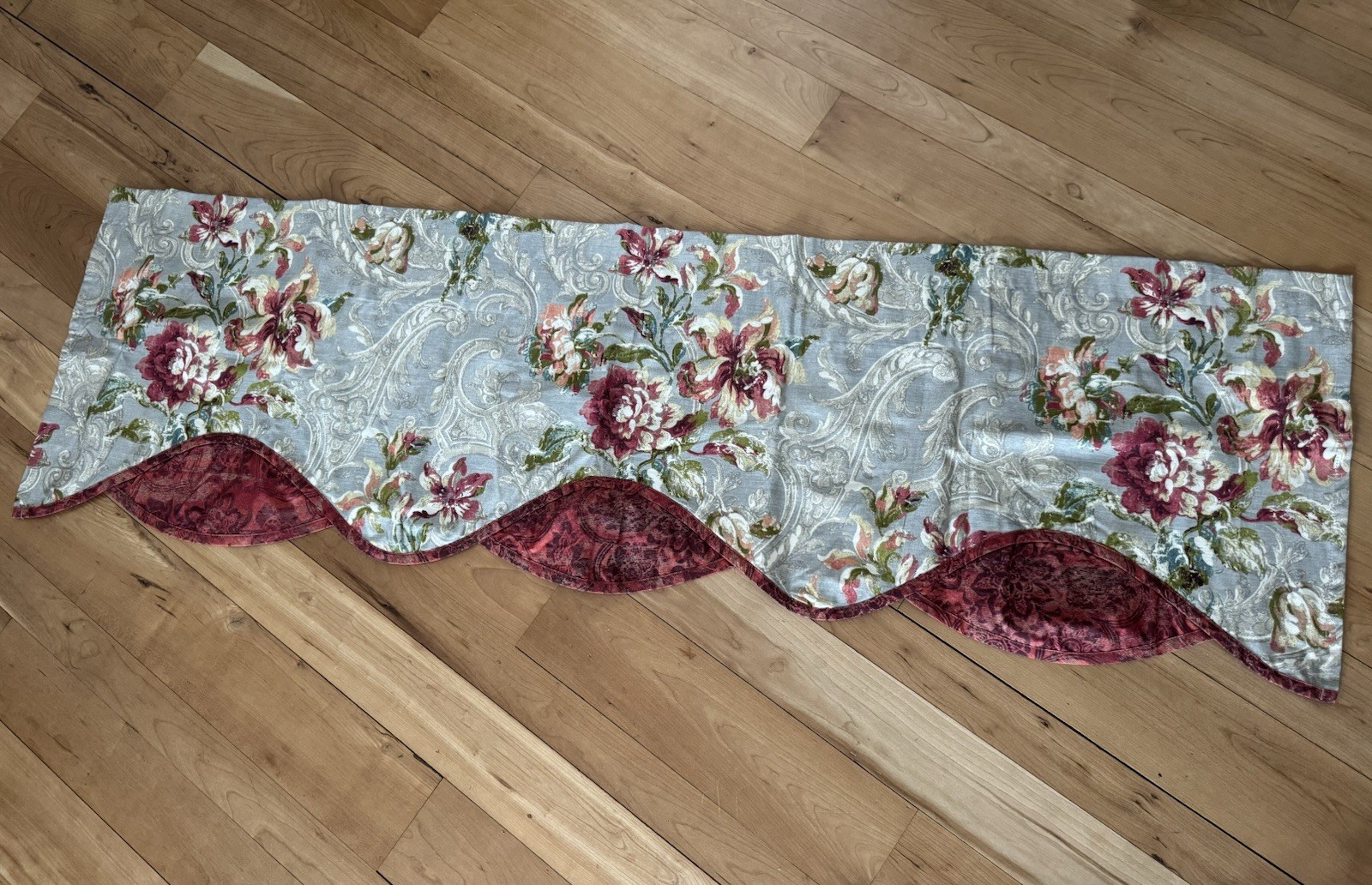 Waverly Scalloped Fresco Flourish Valance Cotton 60 X 18