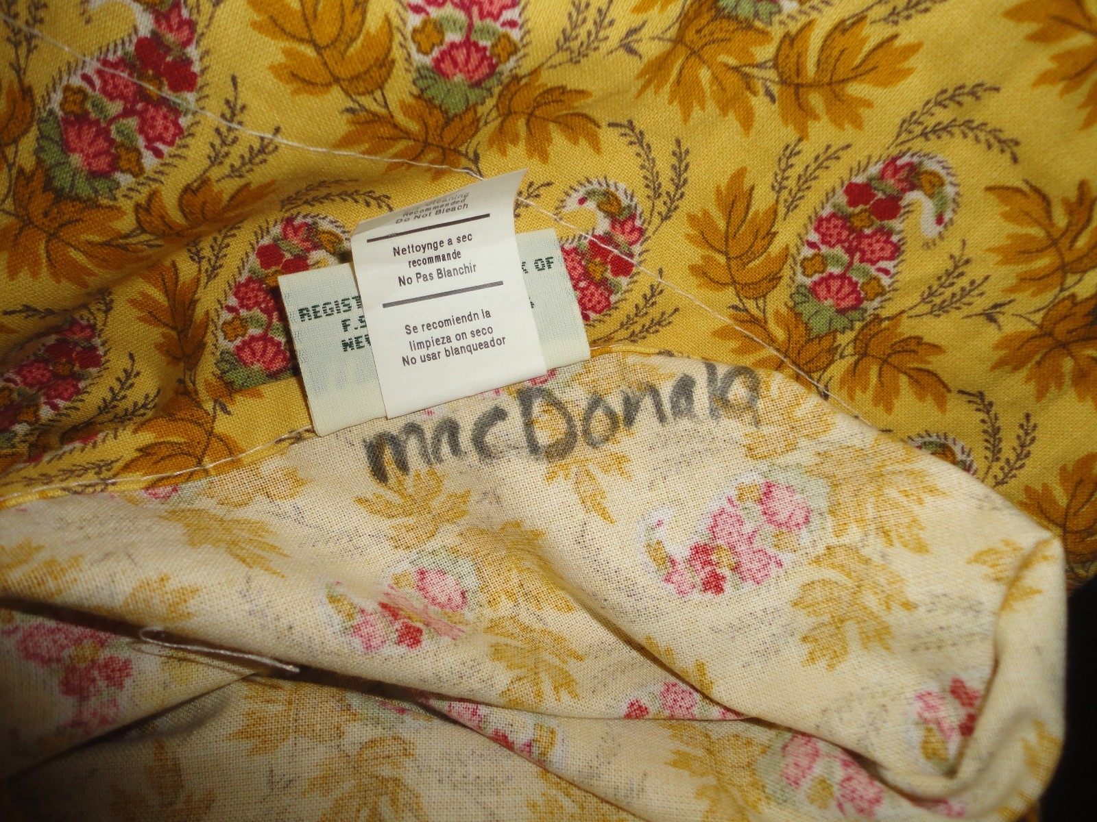 WAVERLY GOLD RED PINK BROWN FLORAL LEAVES BLOUSON TAILORED VALANCE 16 X 76