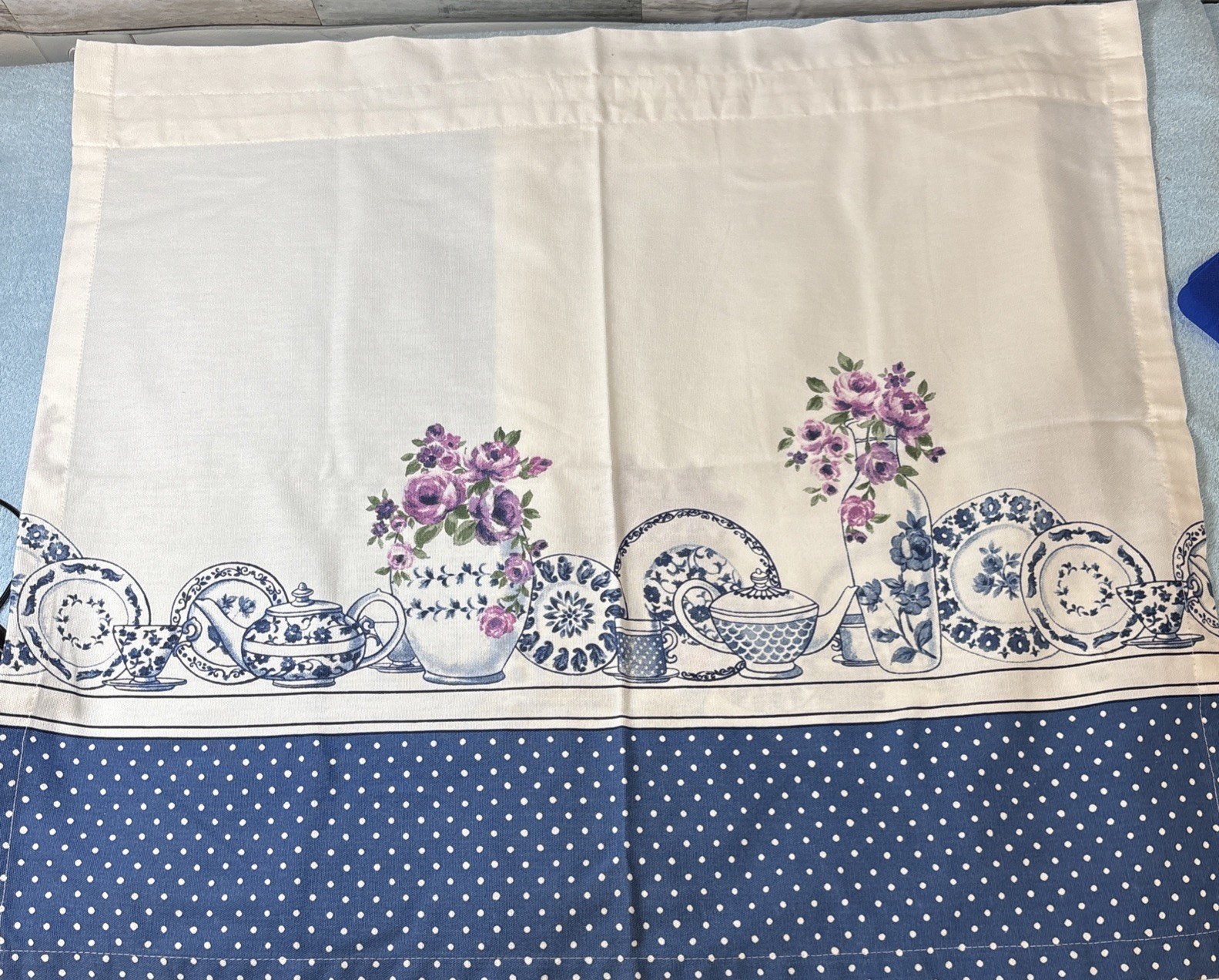 Cafe Kitchen Curtains -Blue & White Purple Florals- Cotton/Poly Blend 28”x25”