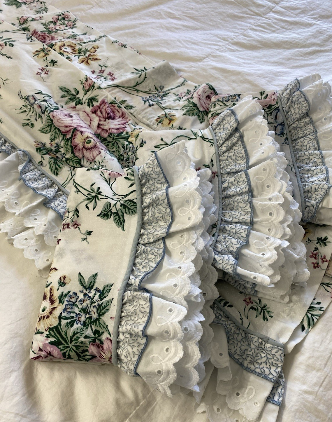 4 JC Penney Belle Rive Valances 18×86 Curtains Floral Blue Swirl Lace Ruffles