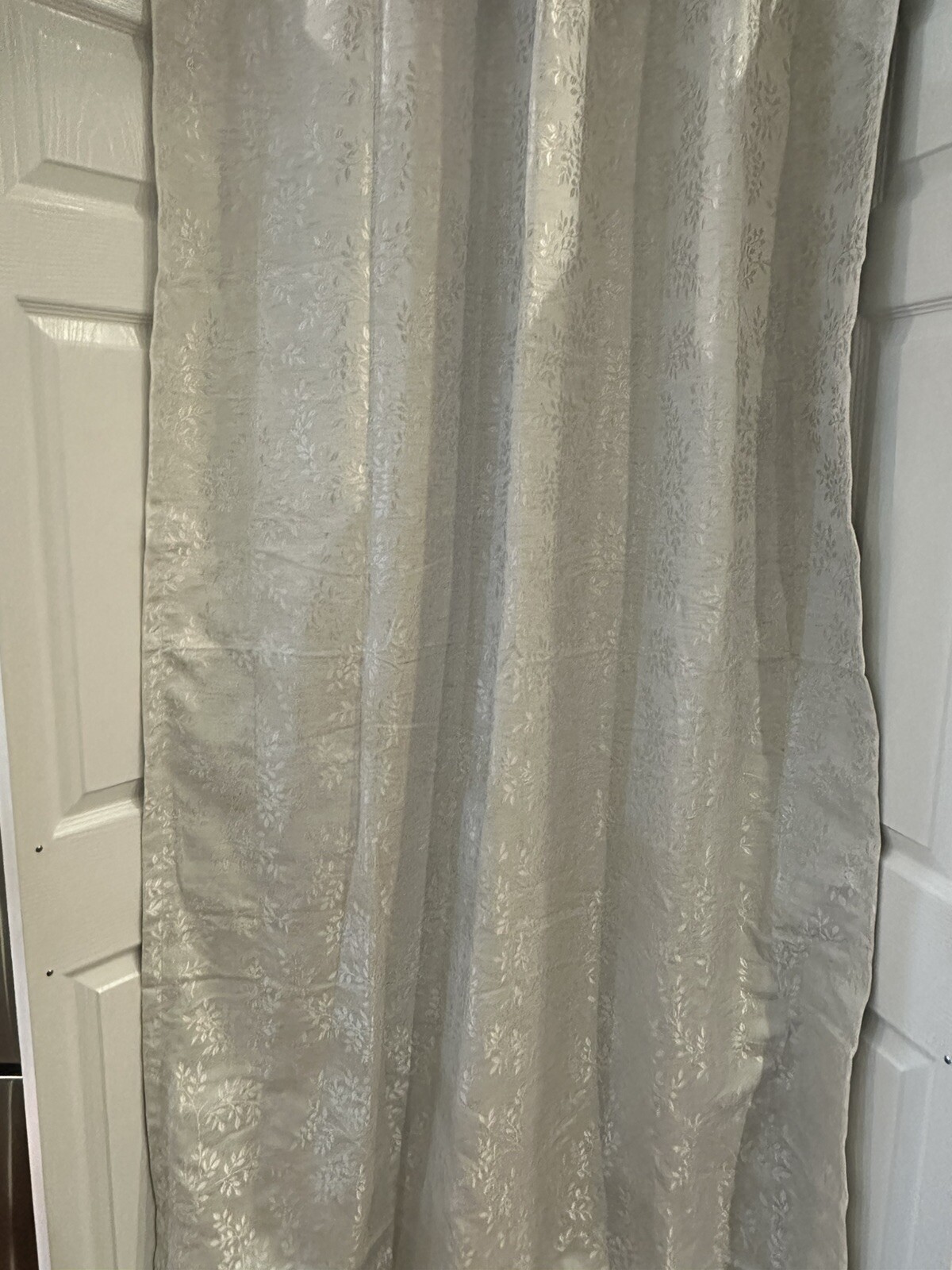 Gorgeous single curtain Panel