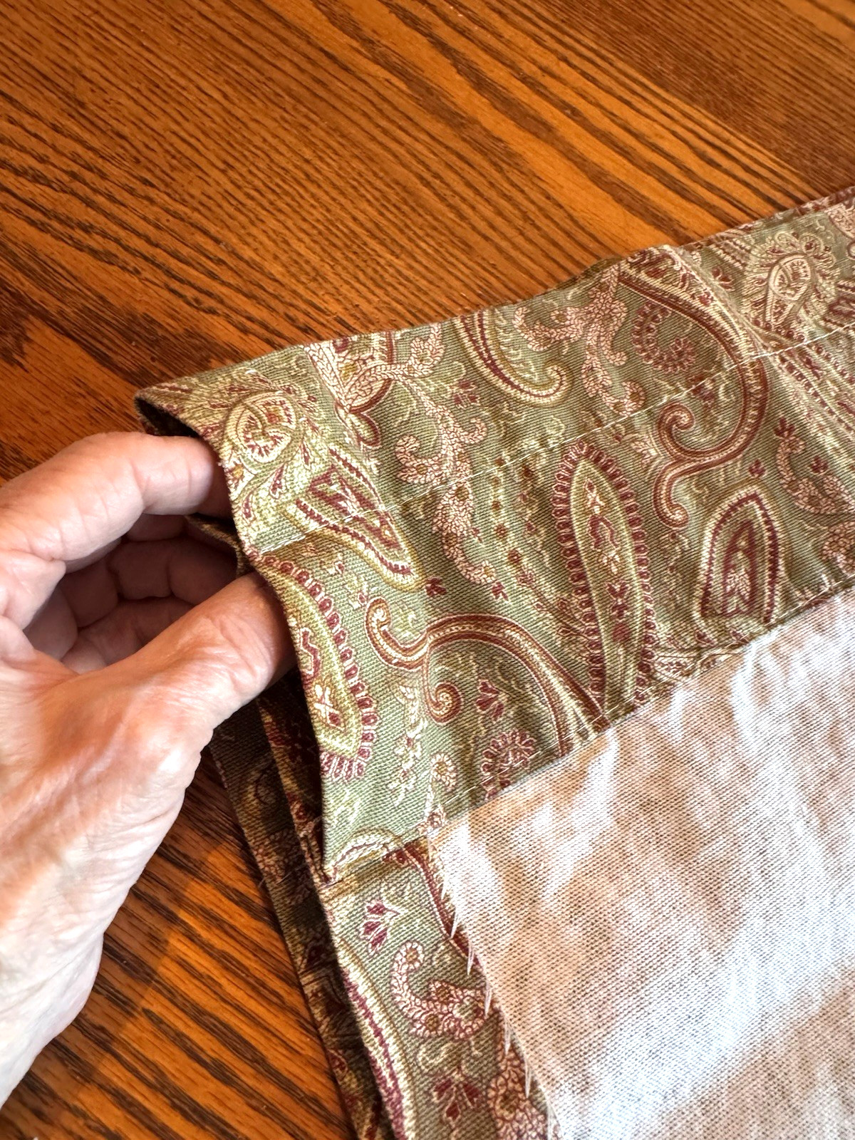 Country Curtains Vermont Country Paisley Valance Heavy Cotton 76×16″ Green FrShp