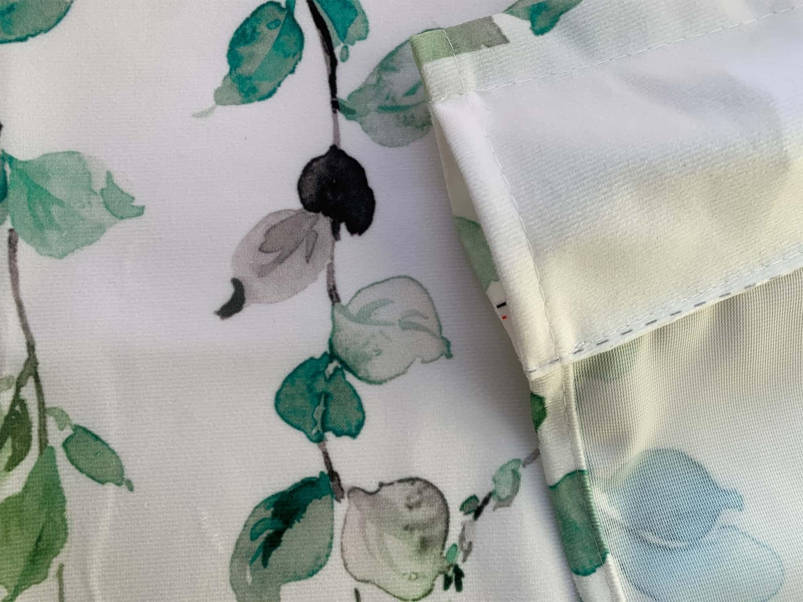Watercolor Green Leaves Window Valance 54 x 18 Inch – Light Filtering Rod