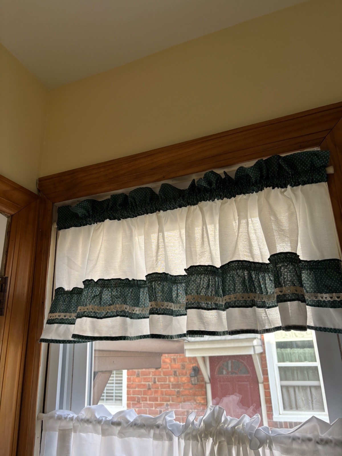 Vintage Ruffled Window Valance Hunter Green & Ivory 60 X 16 Ivory Trim