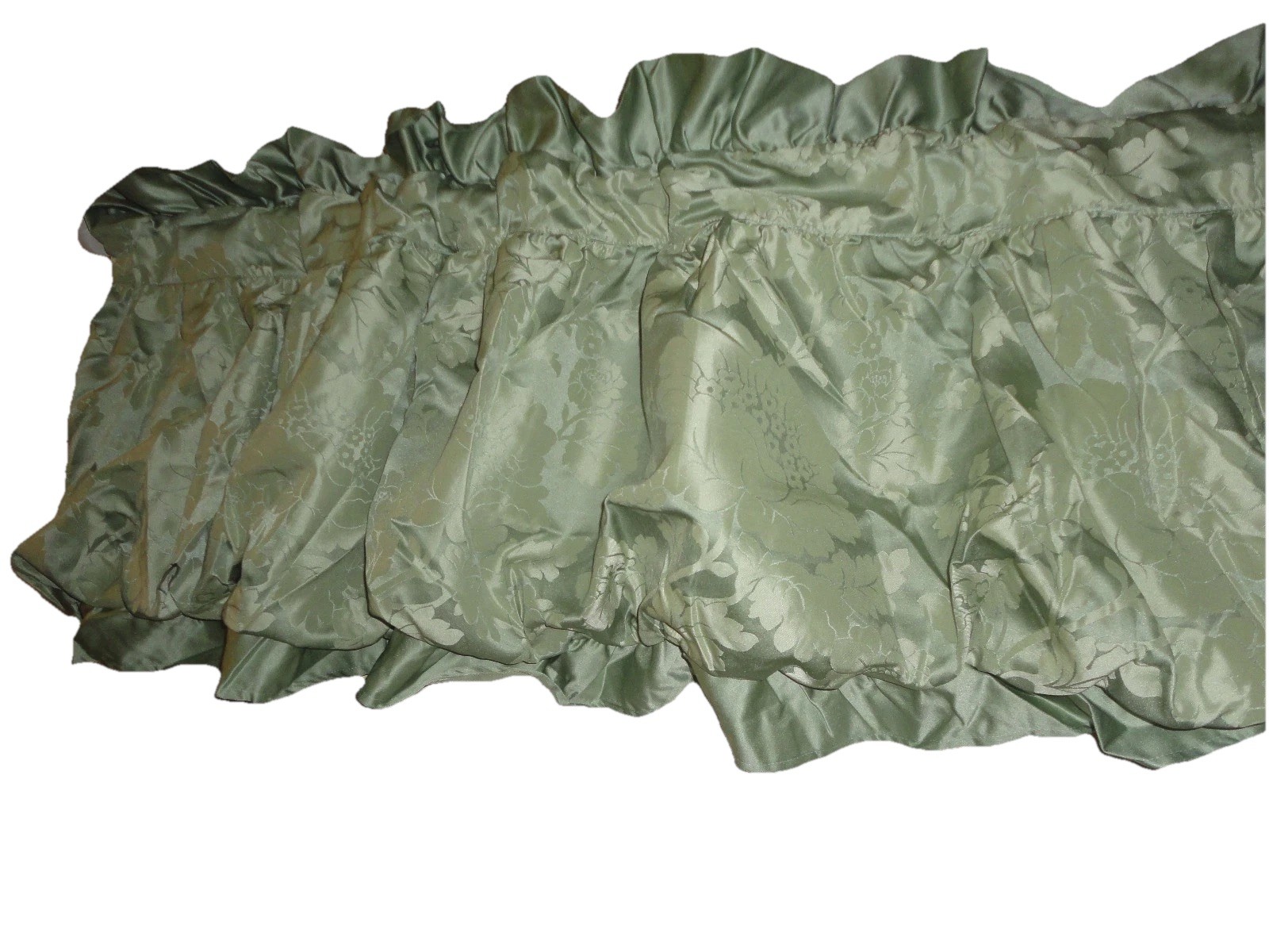 CROSCILL DANA JACQUARD LAYERED SCALLOPED VALANCE LIGHT SAGE GREEN 52 X 16 NEW