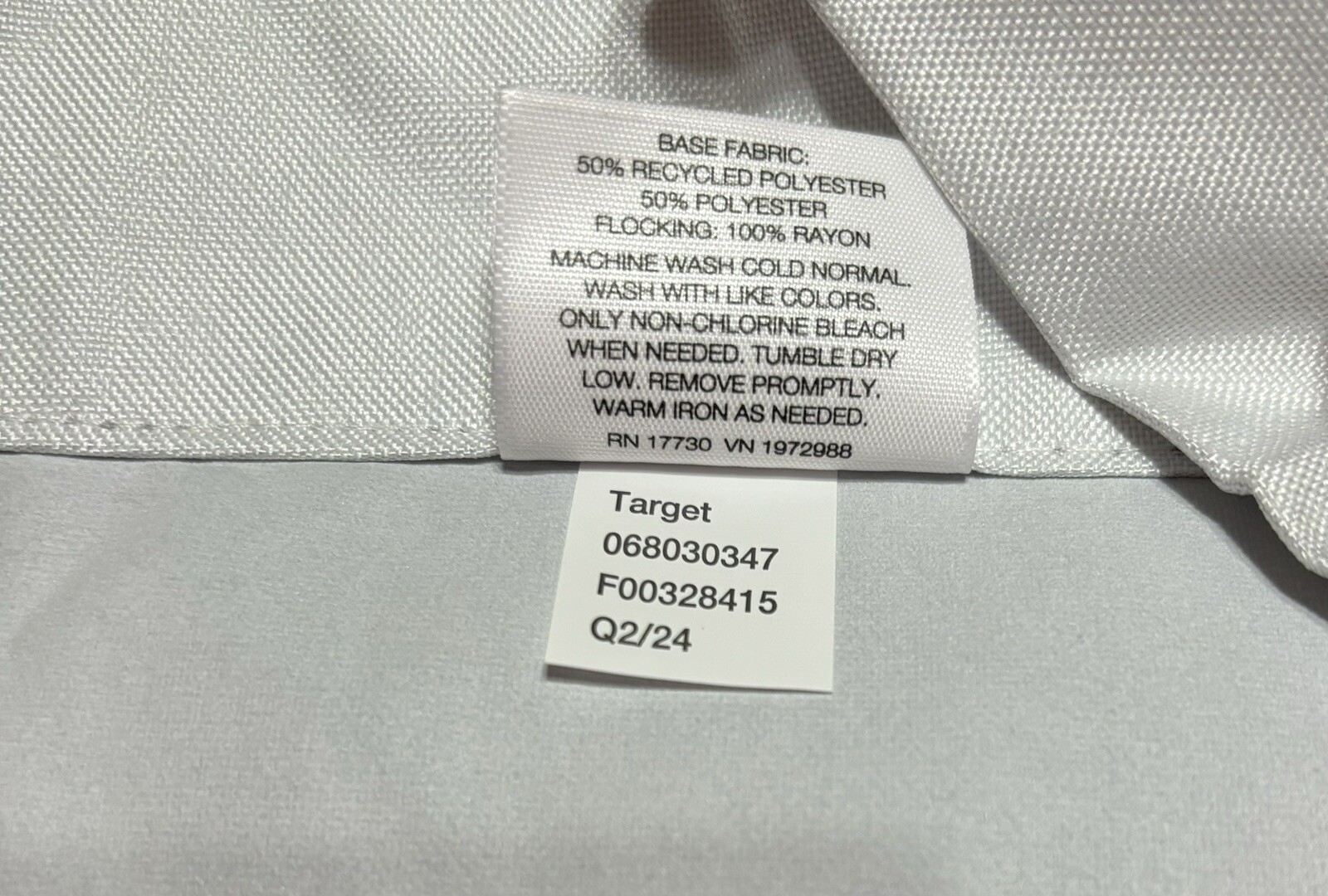 Room Essentials Heathered White Room Darkening Curtain Panel (1)Rod Pocket 42×63