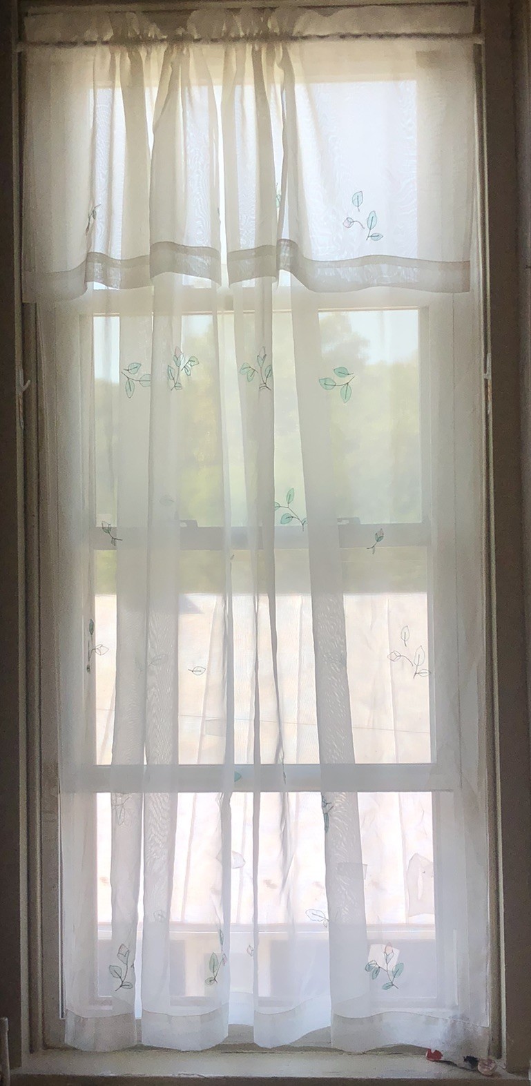 Vtg Set of 2 Sheer White Curtains Pink Green Tulip Floral Print Valance 59×63”