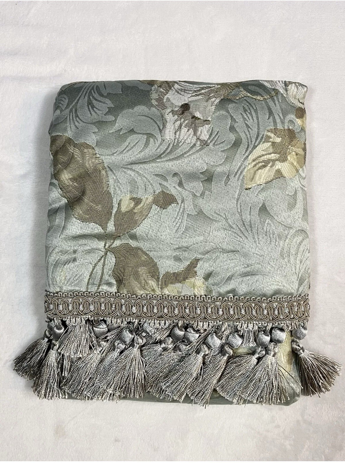 J. Queen New York GEORGIA Waterfall Swag Window Valance 42″x33″ Sage & Gold New