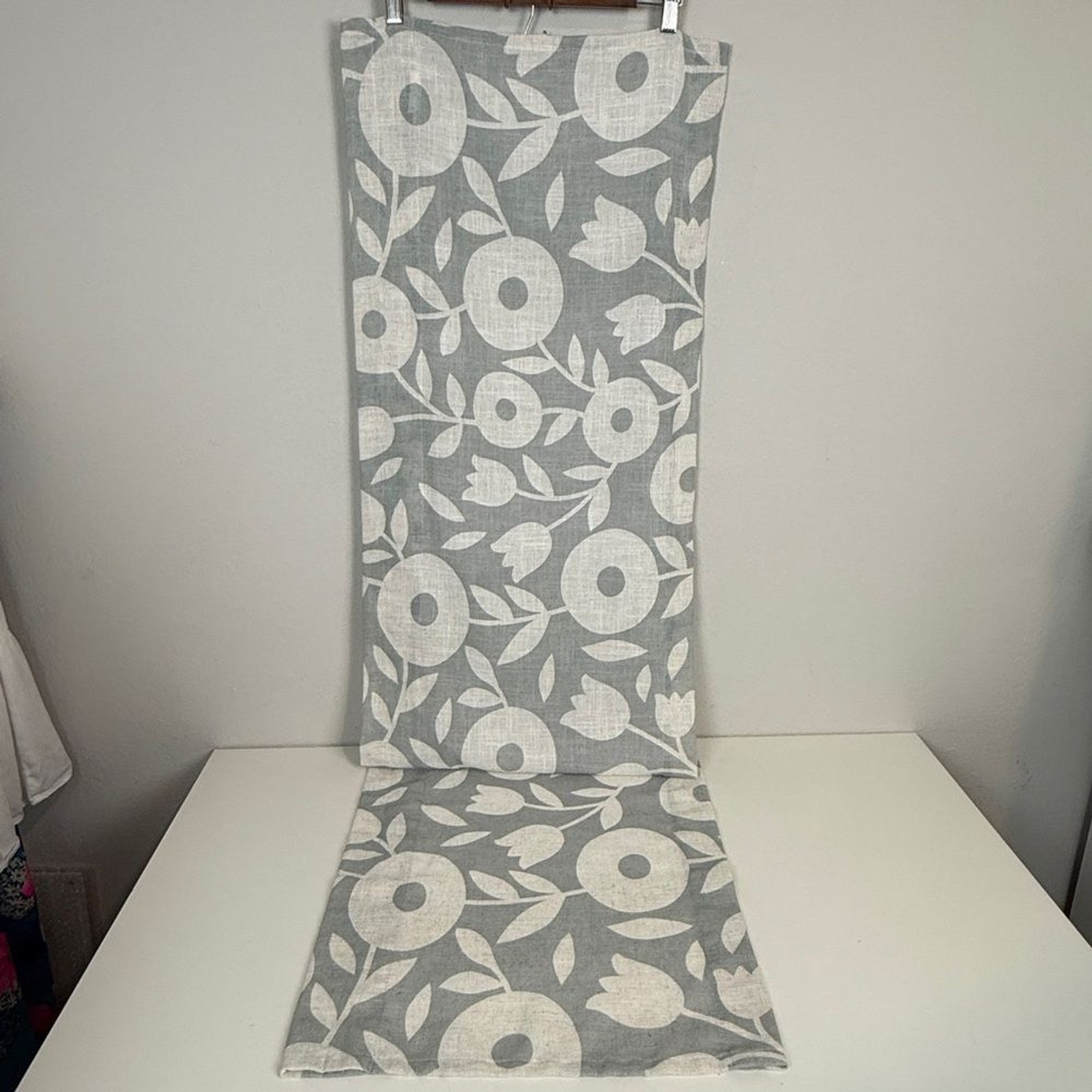 Grey White Modern Floral Linen Look Valance Curtain 60×17”