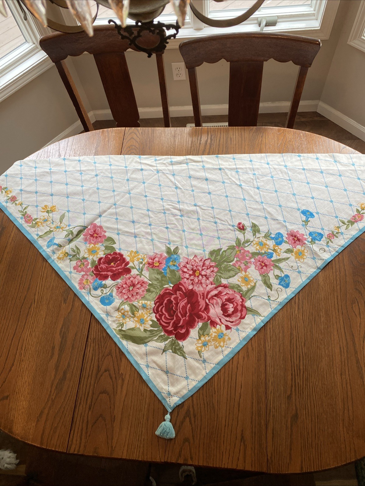 Lot Of (4) Pioneer Woman Floral Valances With Turquoise Tassels