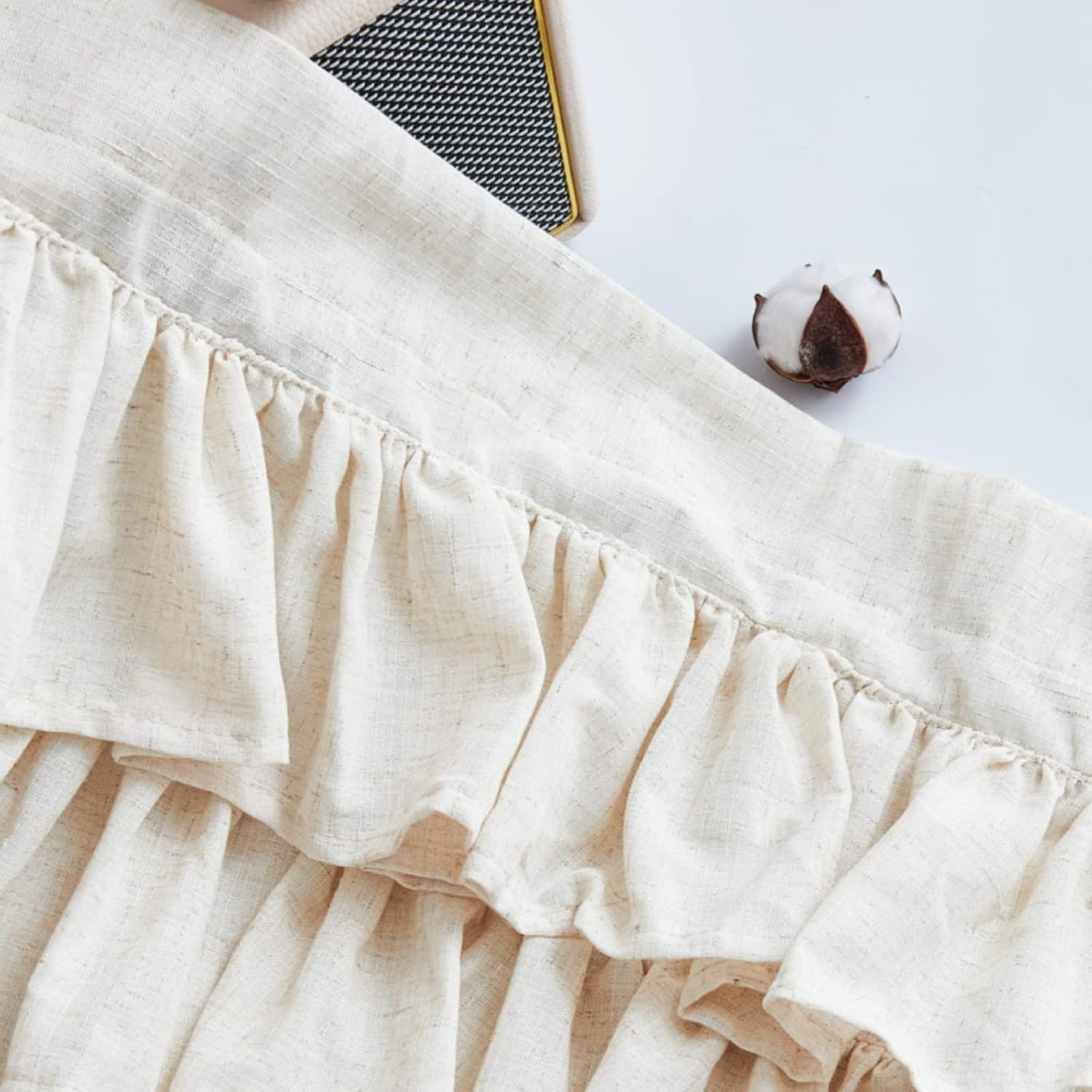 Chic Farmhouse Ruffled Kitchen Valance – 50
