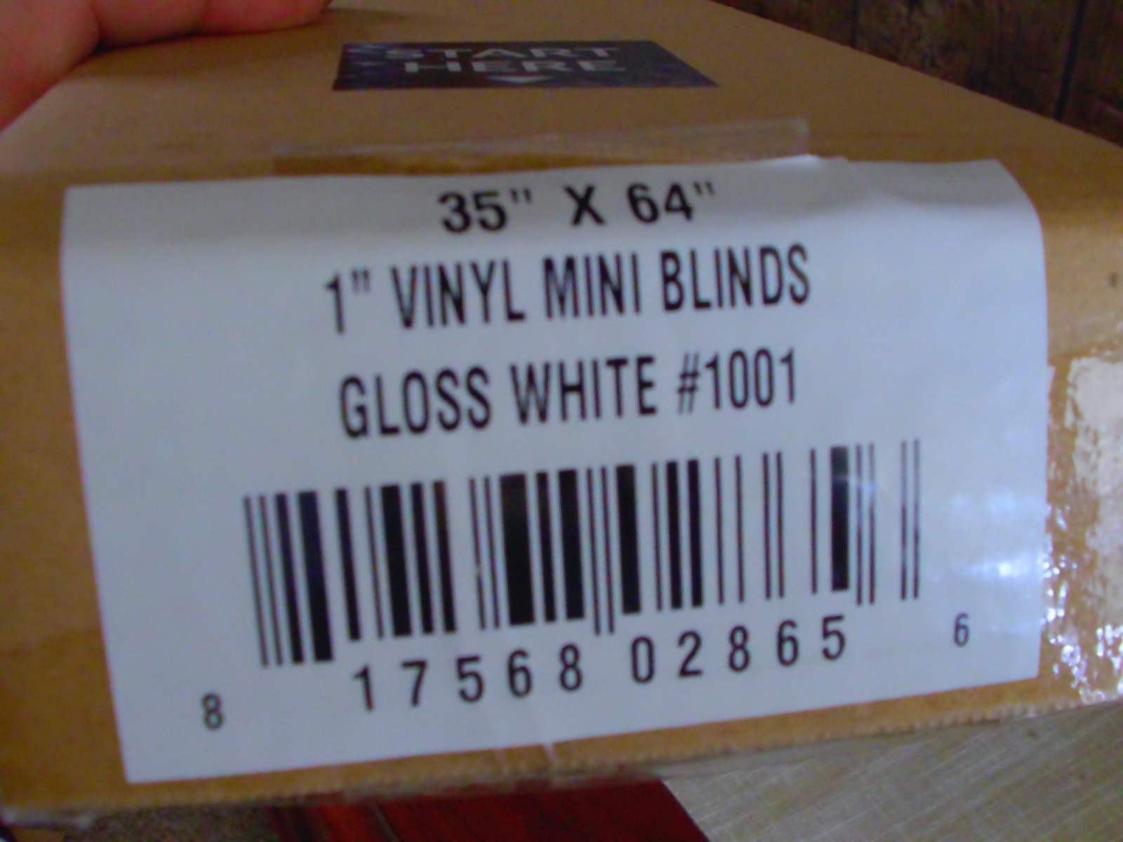 Vinyl Mini Blind White 1″ Light Filtering 35″ X 64″ Cordless Basic Blind