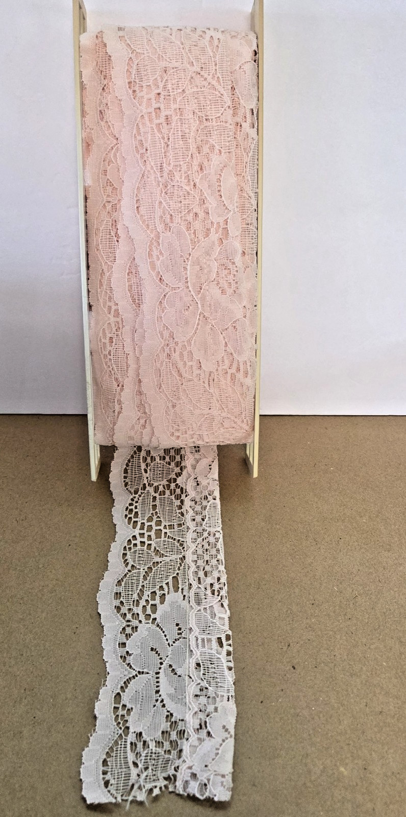 Pink Lace Trim Full Reelco Spool w/ Curtain Rod Opening Vintage 3″ Wide