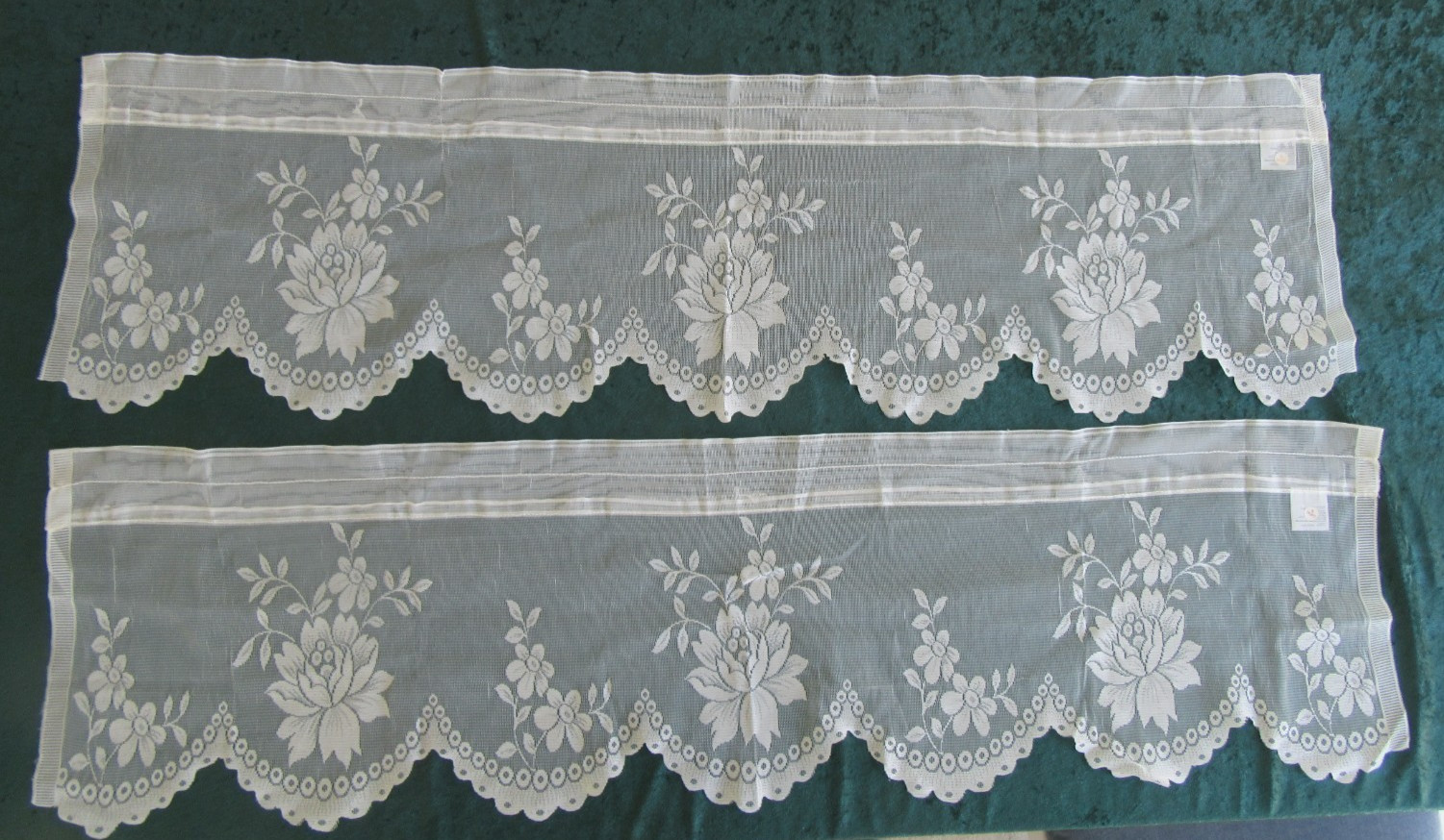 PAIR WHITE FLORAL LACE WINDOW VALANCE CURTAINS 52″ X 14 1/2″