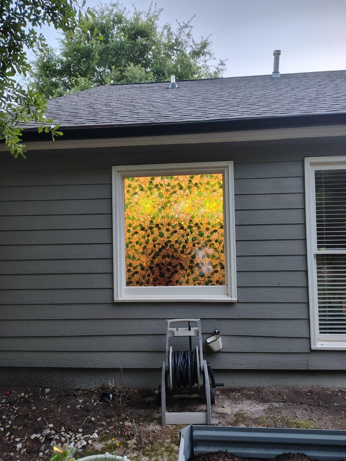 Rainbow Window Privacy Film 78.5×23.5 – UV Protection & Holographic Elegance