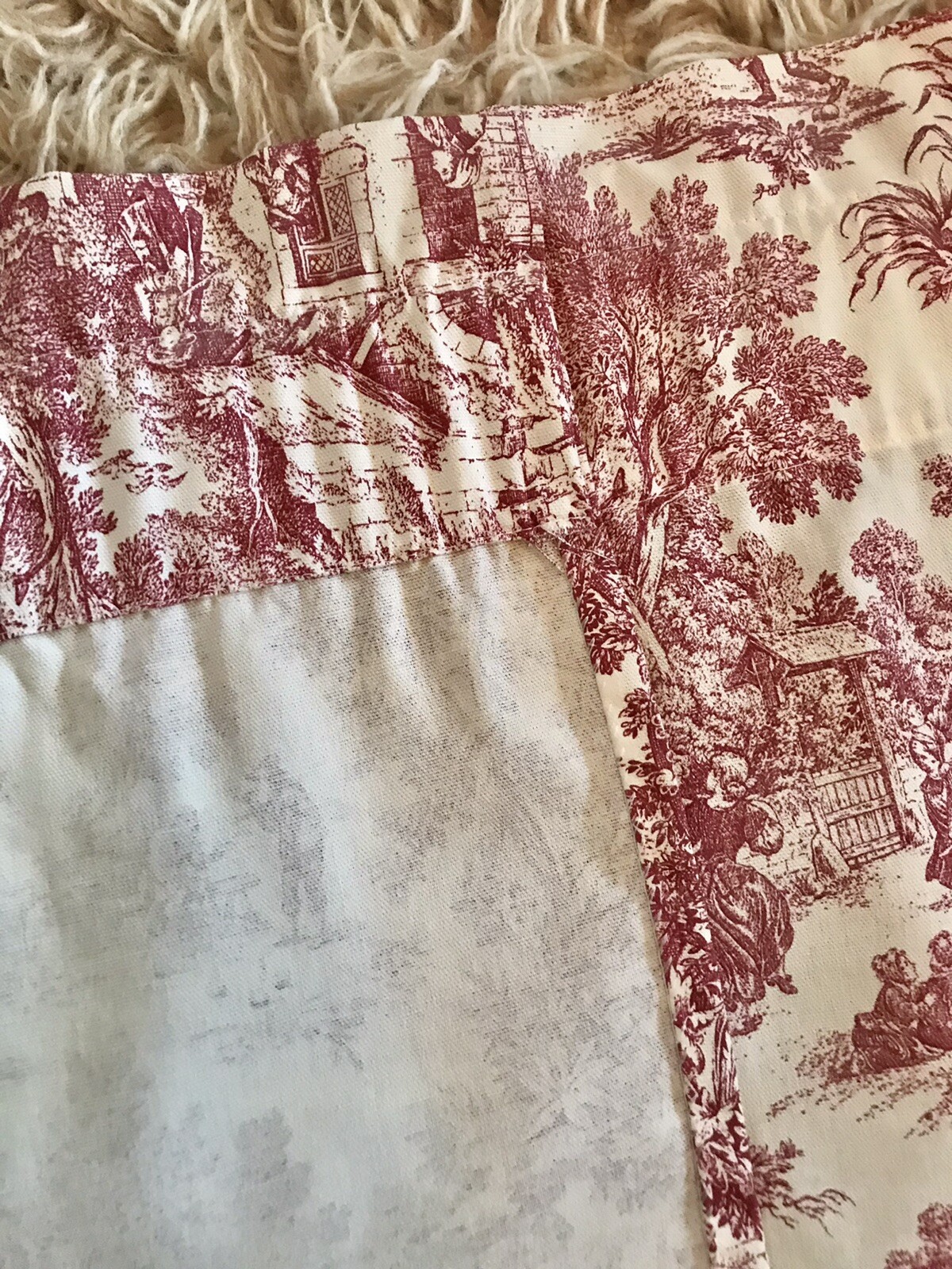 RED & IVORY 100% COTTON FRENCH TOILE 69”x15” LINED CURTAIN VALANCE