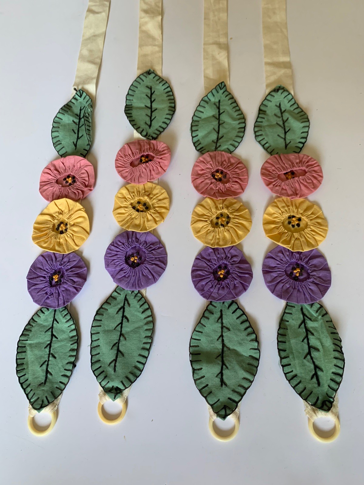 Vintage Flapper Boudoir Curtain Tie Backs 1930s Arts & Crafts Set 4- 22” Yo-yos