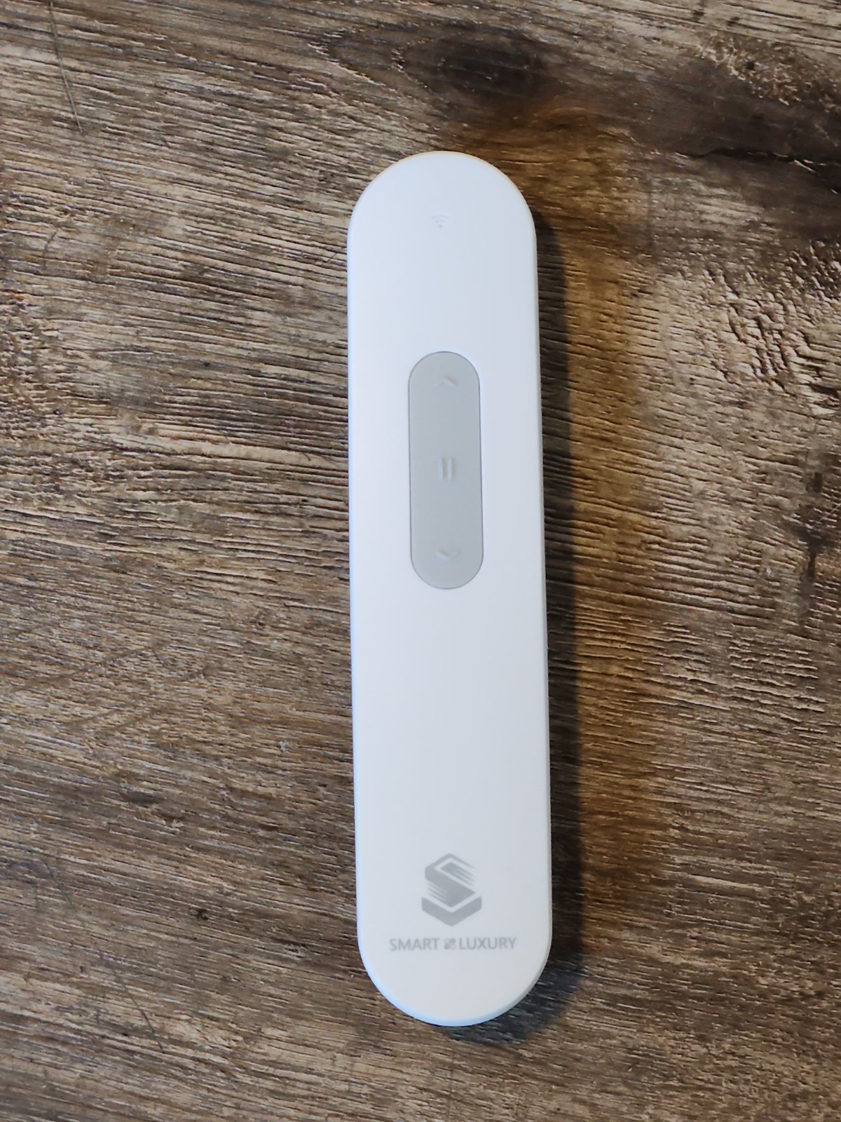(RARE) Smart Luxury Wireless Remote Control for Motorised Blinds