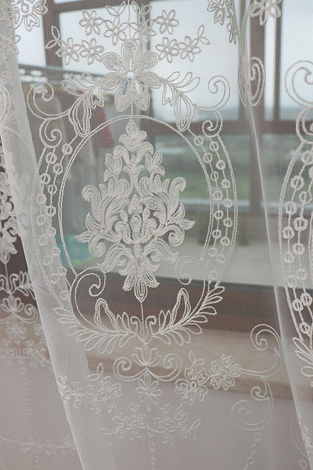 2 Panels White European Style Sheer Curtain Embroidered Window Curtains Europ…