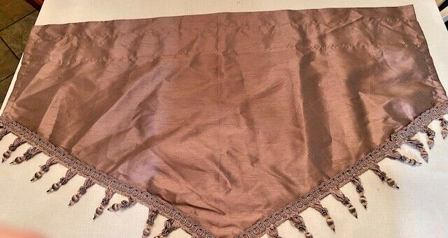 Home Classics Valances Brown/Taupe with Tassles~Rod Pocket~40″ x 24″ Set of 5