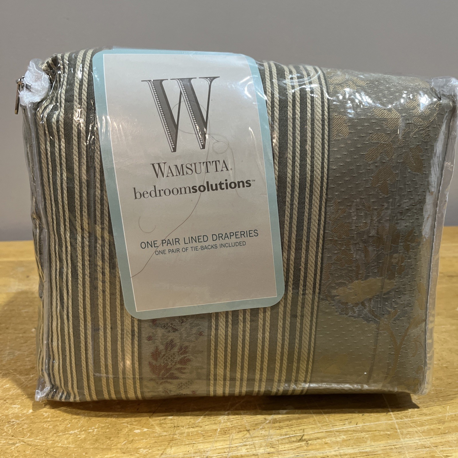 Wamsutta Isabella Olive One Pair Draperies Curtains Embroidered Floral Cottage