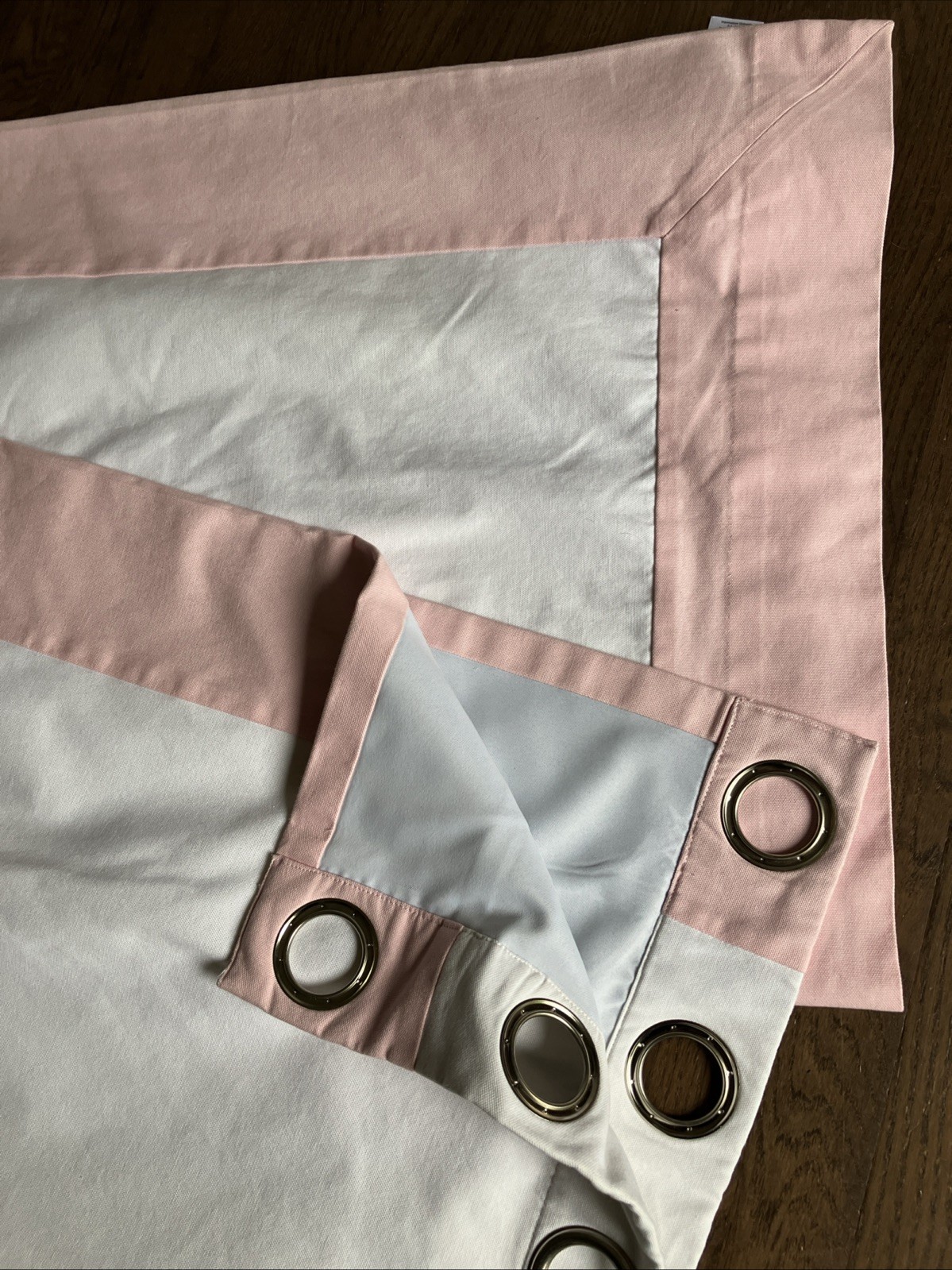 Pottery Barn Kids Color Pink Bordered Grommet Blackout Curtain 2 Panels 84″