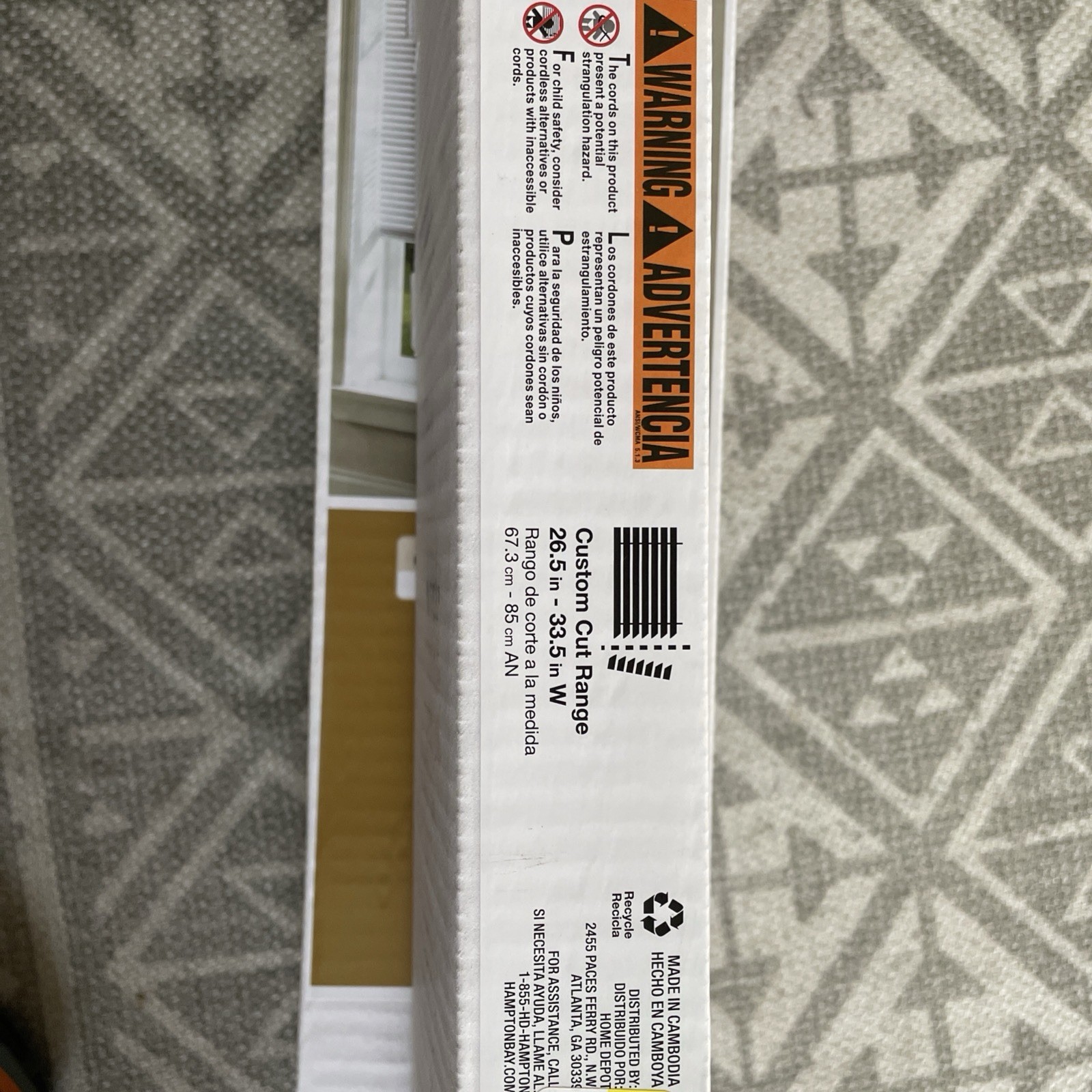 34″ X 72″ Hampton Bay White Cordless 1 in. Room Darkening Vinyl Blinds