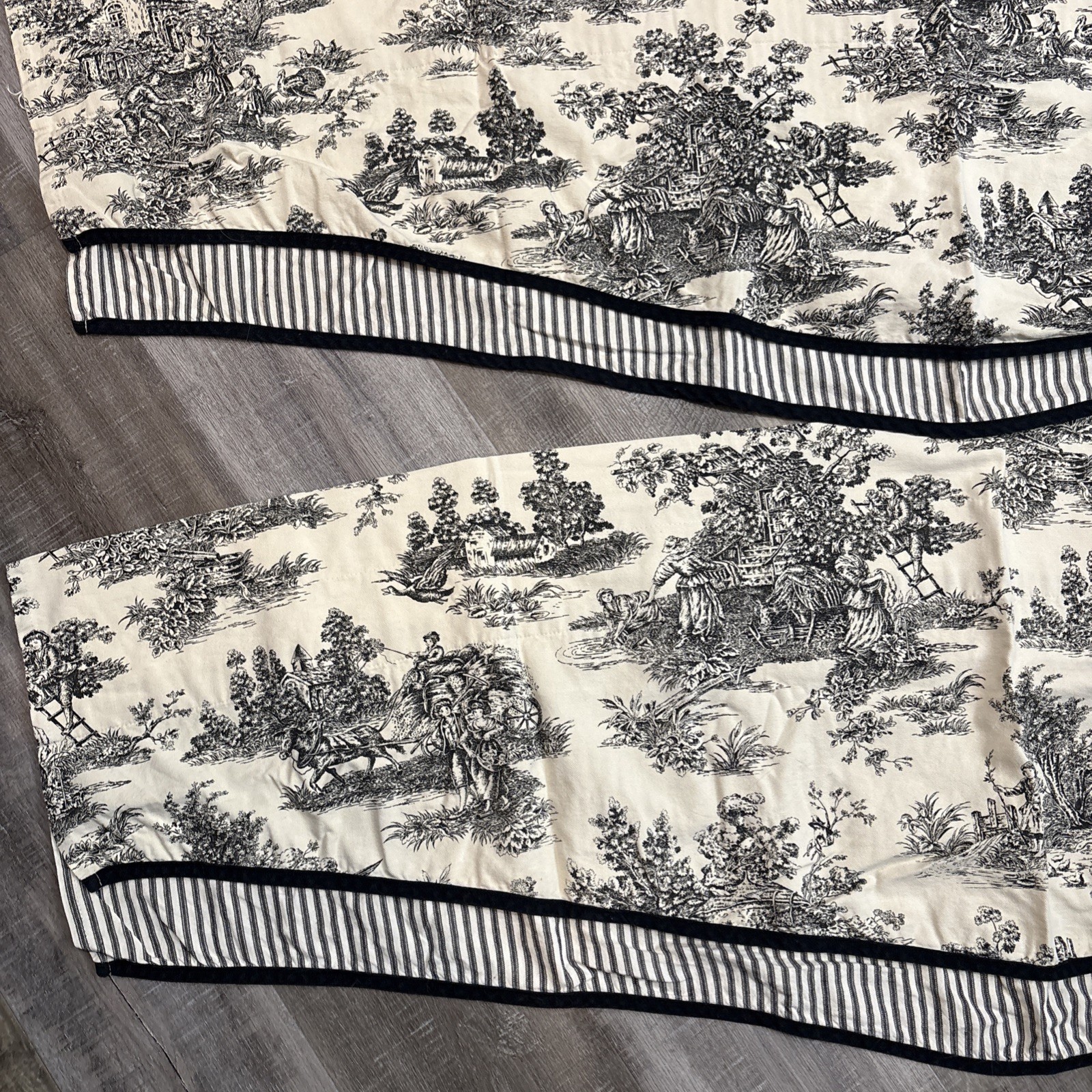 2 Waverly Garden Room French Toile Black Cream Ticking Scalloped Stripe Valances