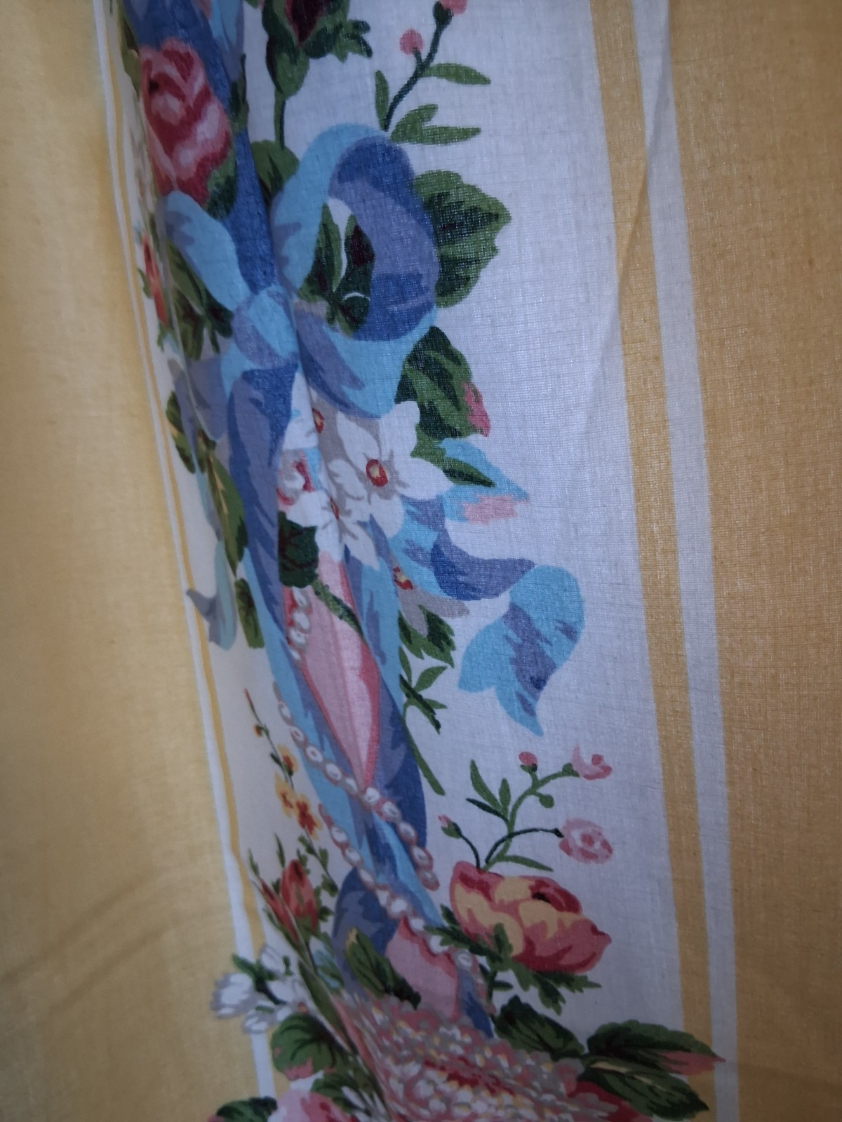 CROSCILL Pair of Lined Rod Pocket Drapes-Princess Pattern-Never Used