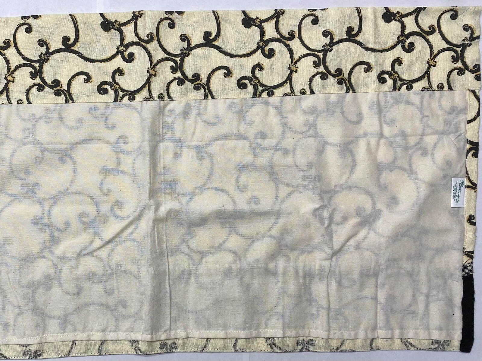 PD Sussex Lined Border Valance