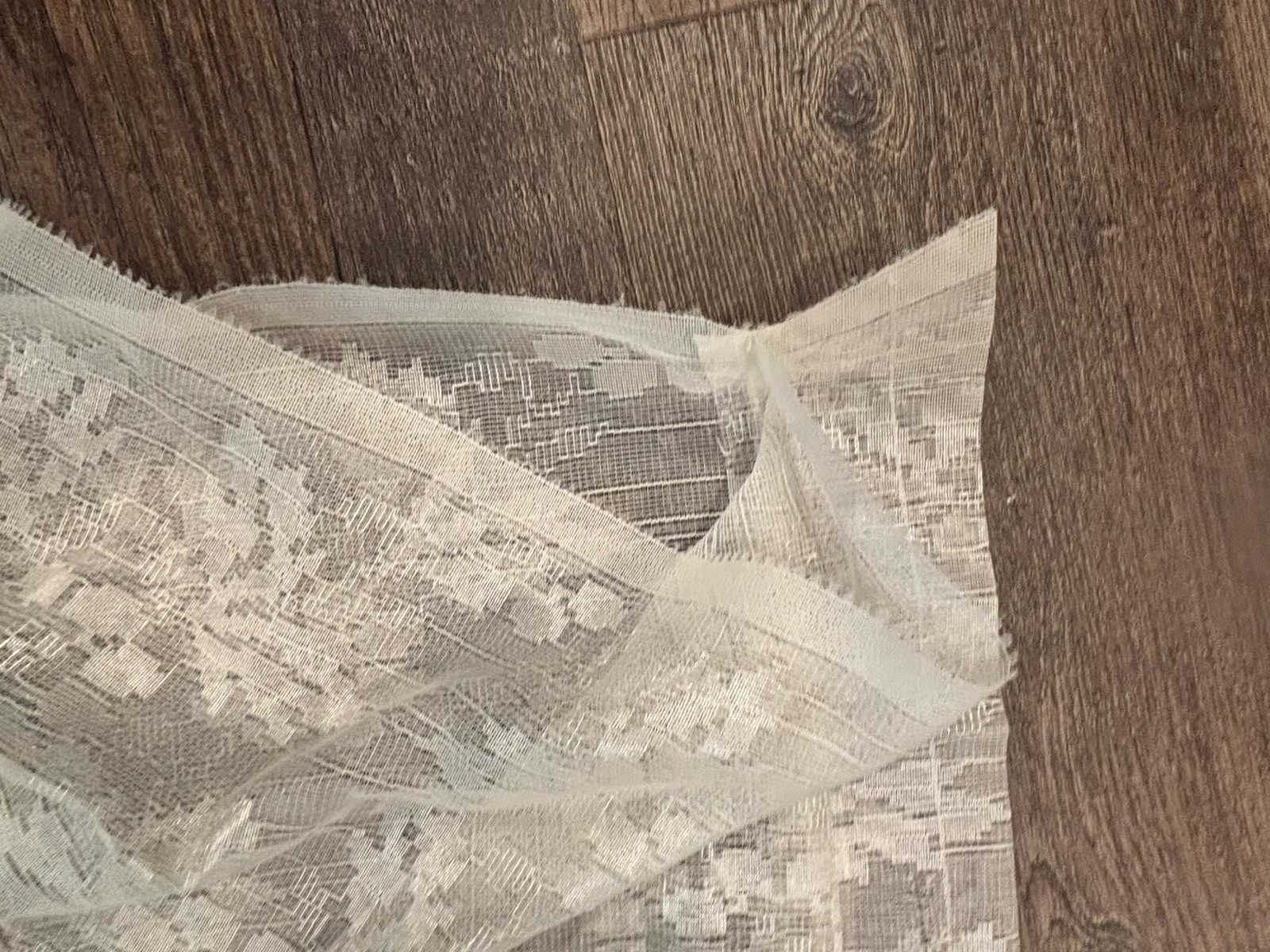 Vtg Ivory Floral Lace Curtain Ruffled Edges Attached Valance 58×84 Cottage Core